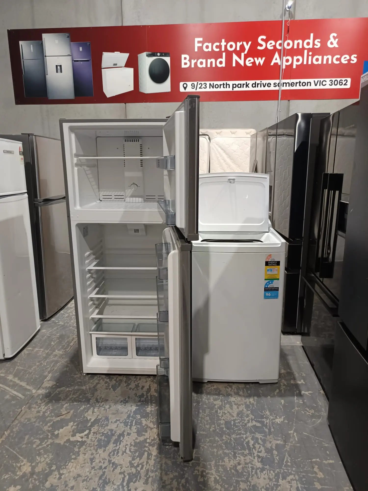 Changhong 400L Fridge Freezer + Fisher & Paykel 8.5kg Top Load Washing Machine – Refurbished | MELBOURNE
