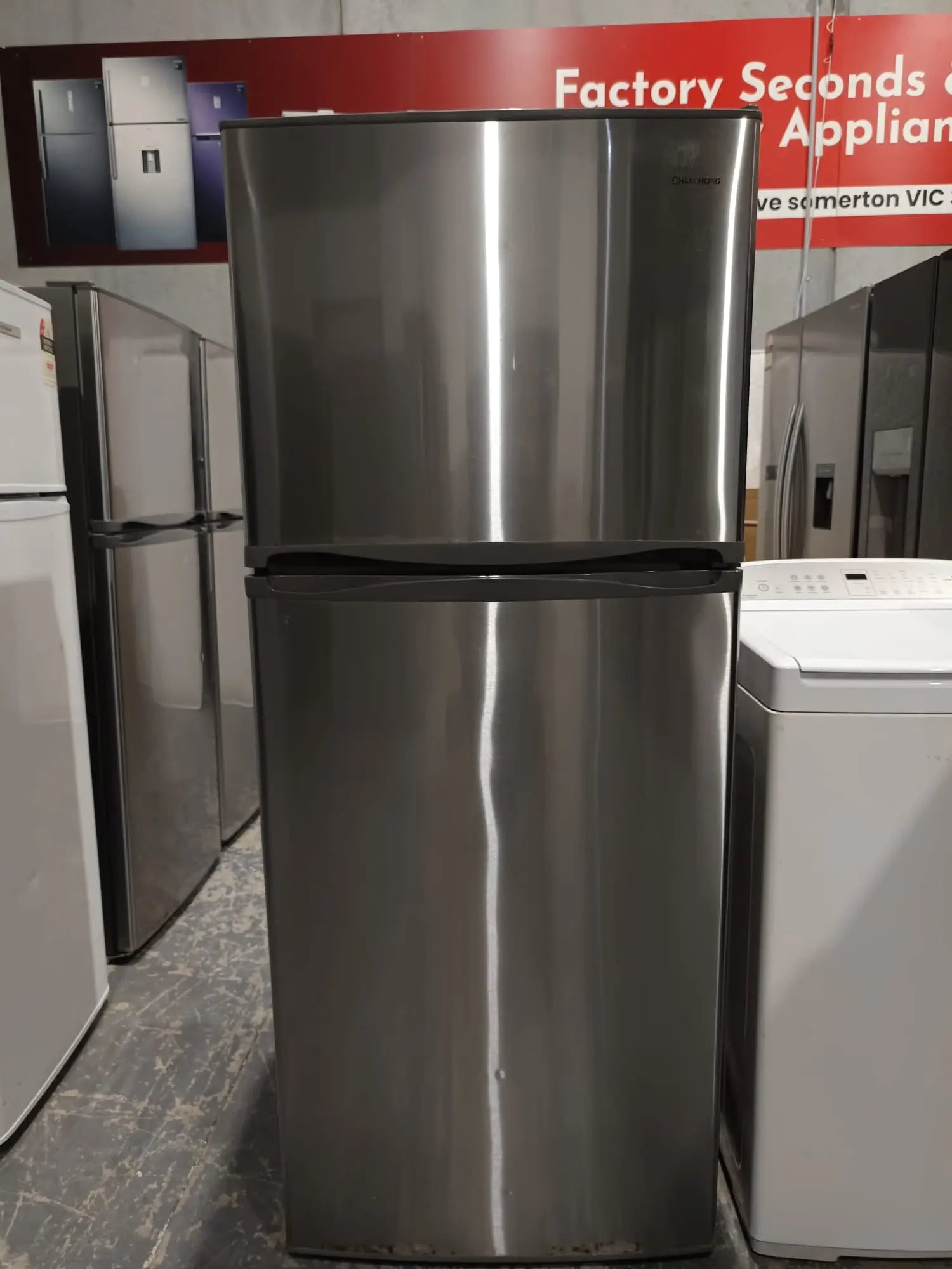 Changhong 400L Fridge Freezer + Fisher & Paykel 8.5kg Top Load Washing Machine – Refurbished | MELBOURNE