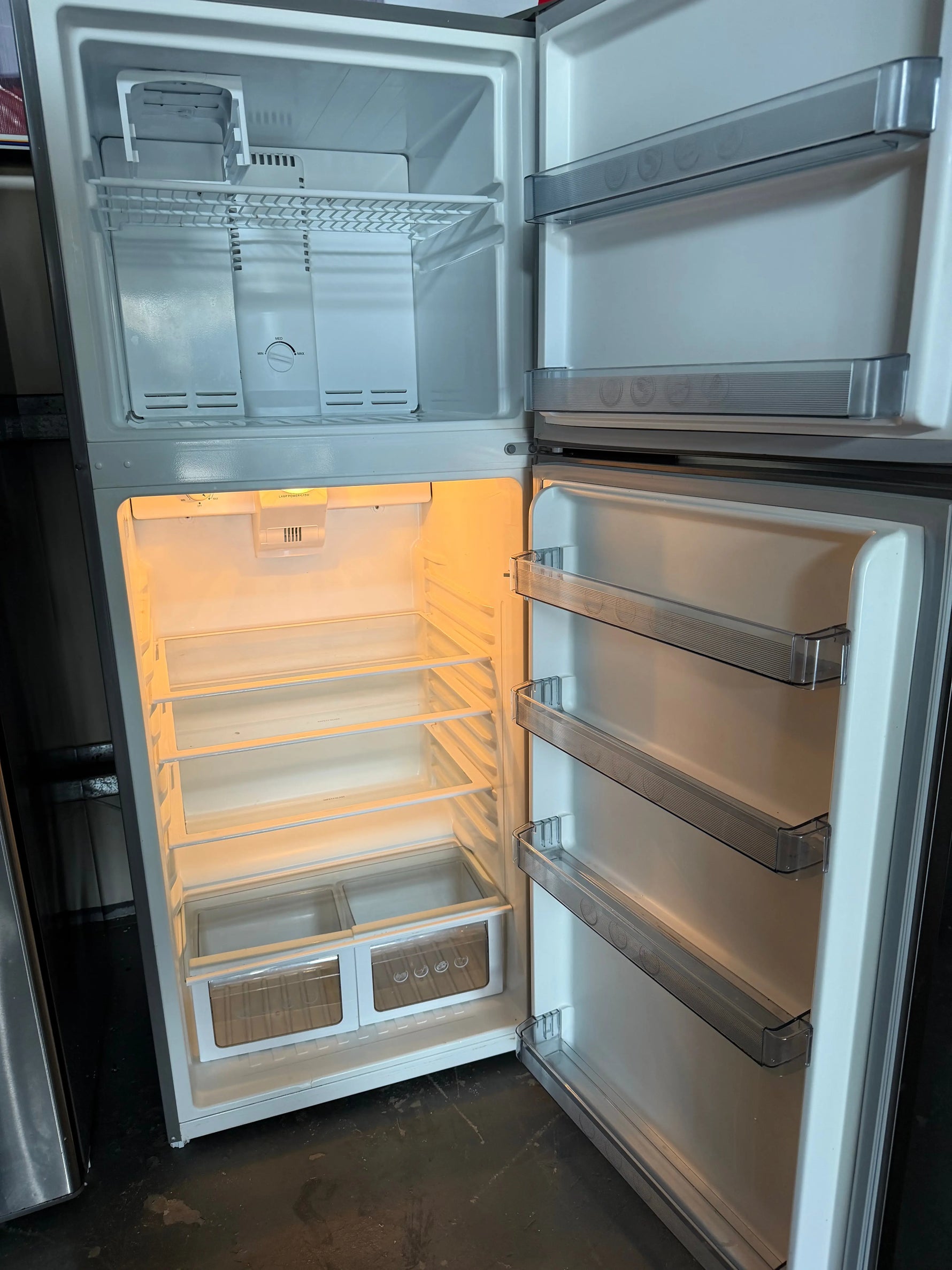 Changhong 400L Fridge Freezer – Refurbished | BRISBANE