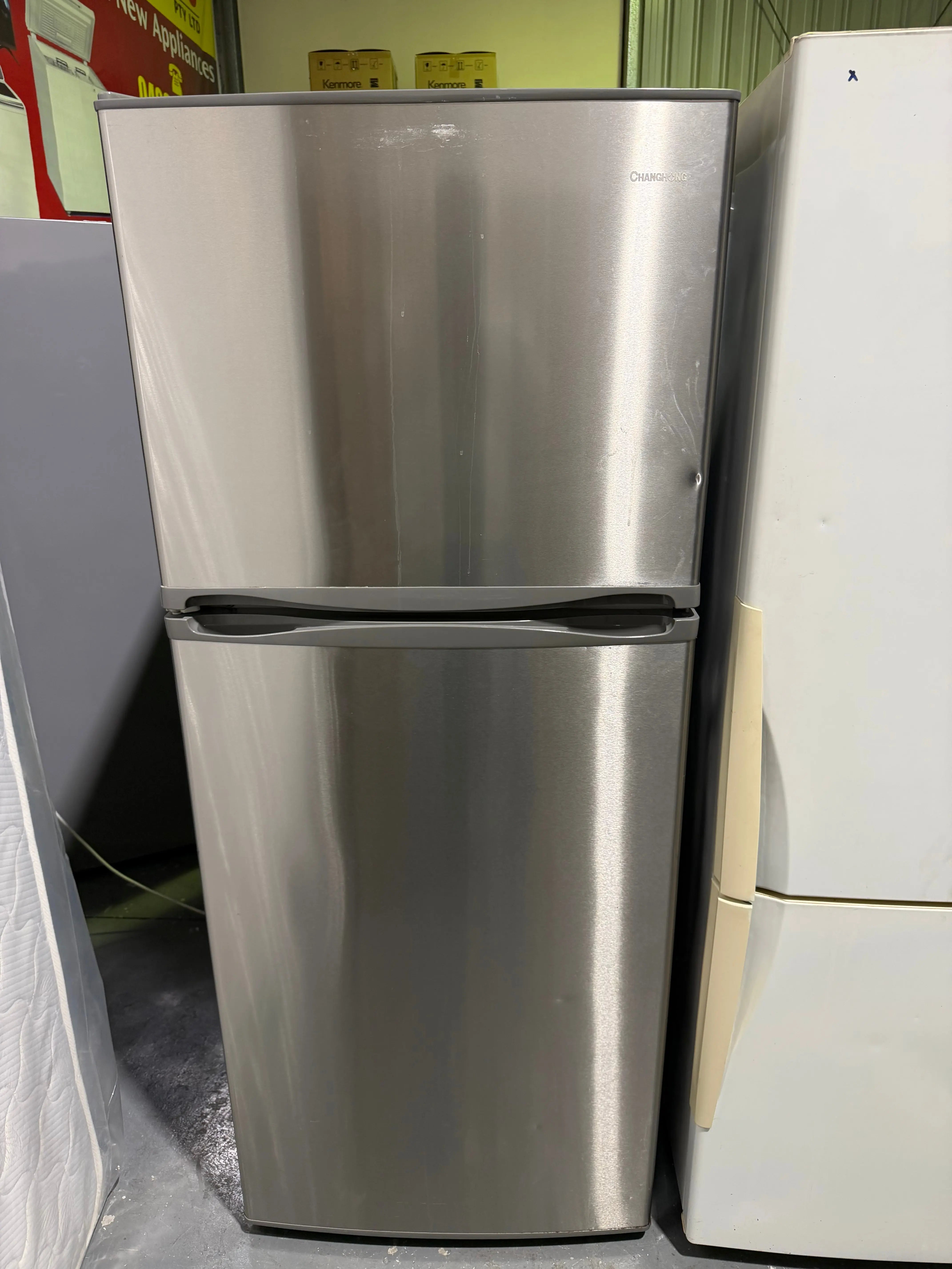 Changhong 400L Fridge Freezer – Refurbished | BRISBANE