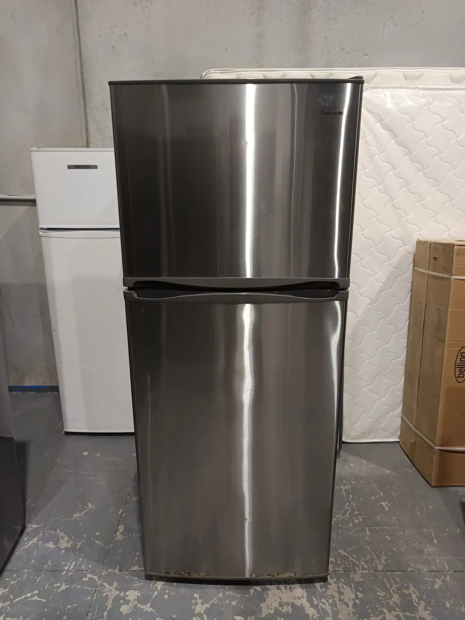 Changhong 400L Fridge Freezer – Refurbished | MELBOURNE