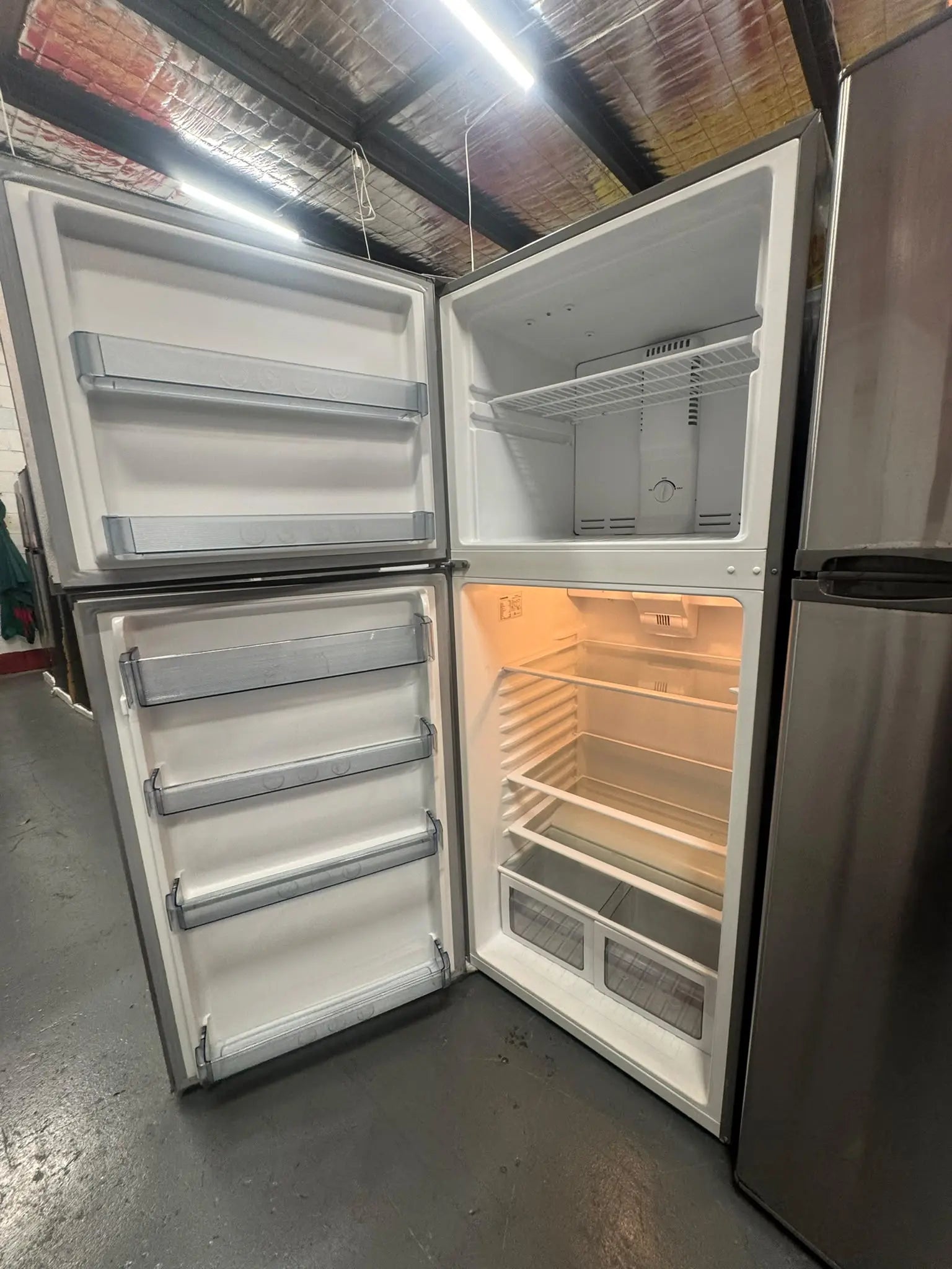 Changhong 400L Refrigerator – Refurbished | SYDNEY