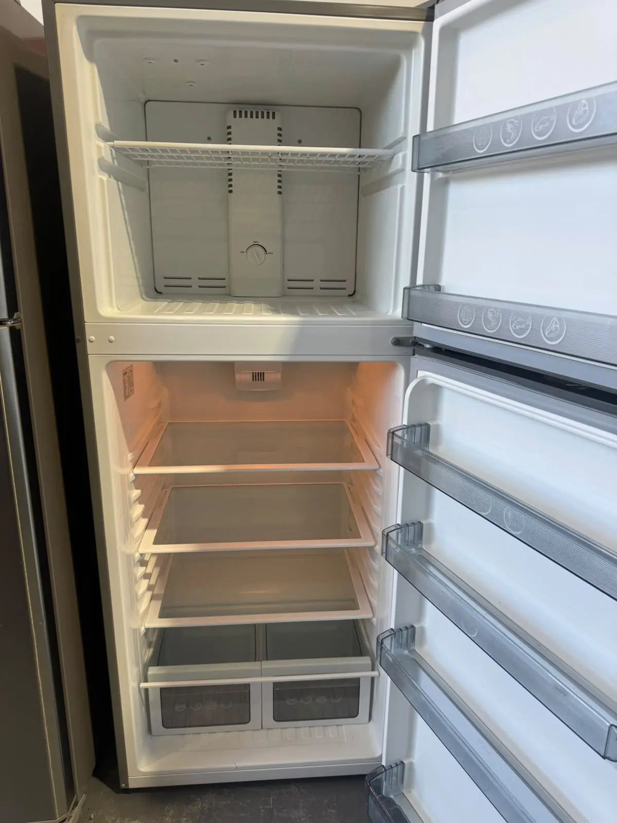 Changhong 400L Silver Top Mount Fridge Freezer – Refurbished | PERTH