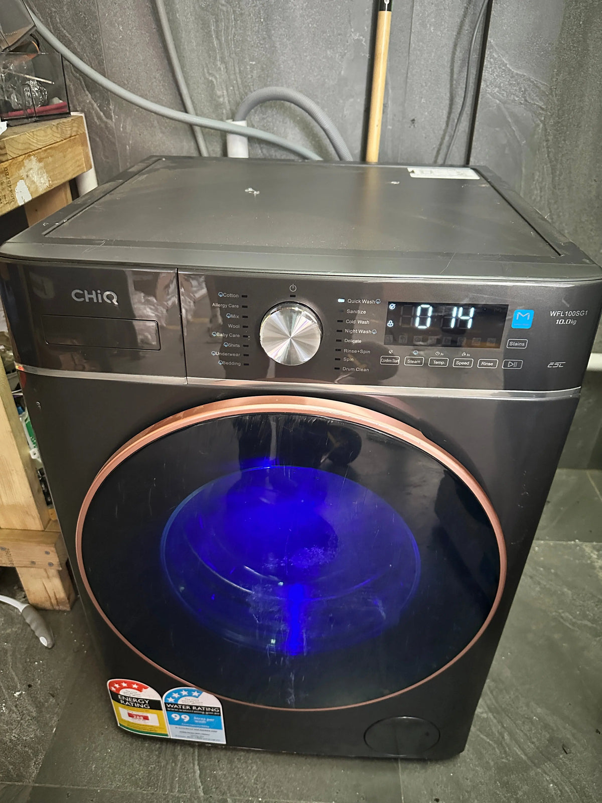 Chiq 10 kgs front load washer | Lucky white goods