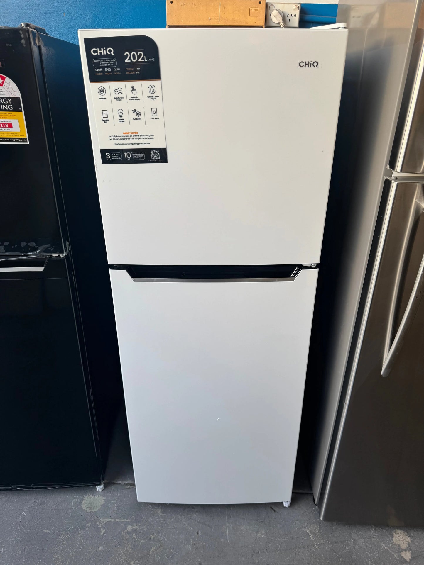 Chiq 202 Litres Fridge Freezer | PERTH