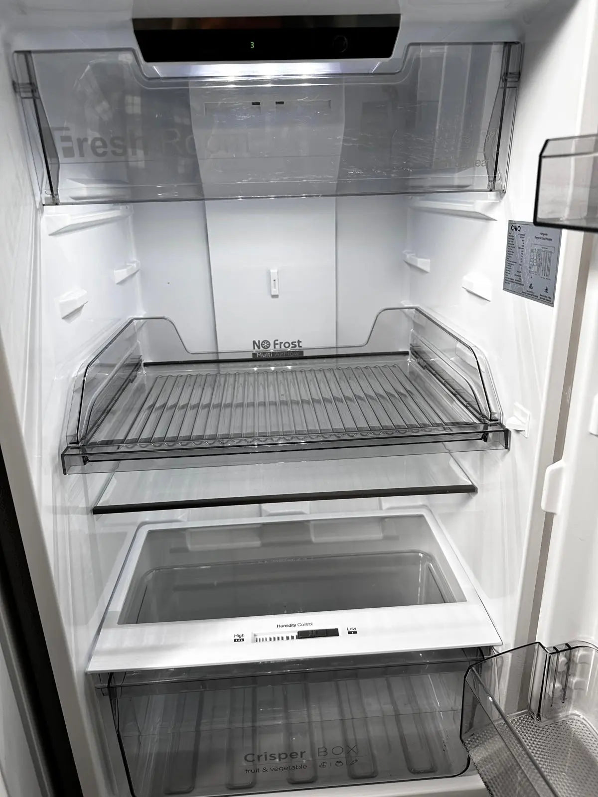 Chiq 202L Top Mount Fridge Freezer – Near to New CTM200NSS5E | ADELAIDE