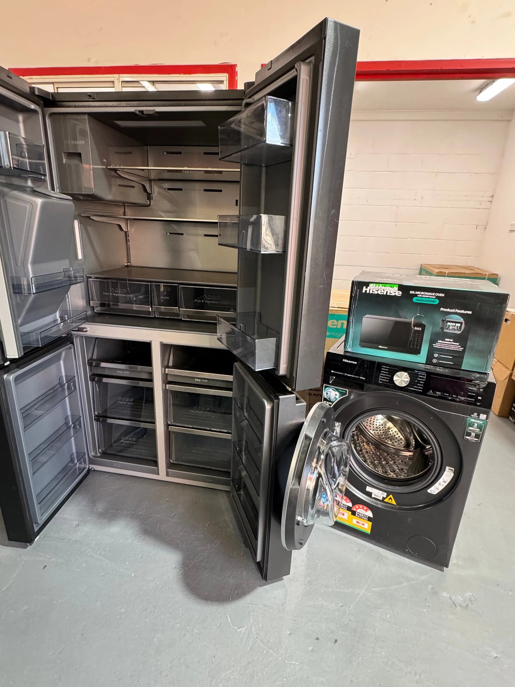 Combo Deal Refurbished Hisense 585 litres fridge freezer Hisense 10kg washing machine and Hisense 20 litres microwave | SYDNEY