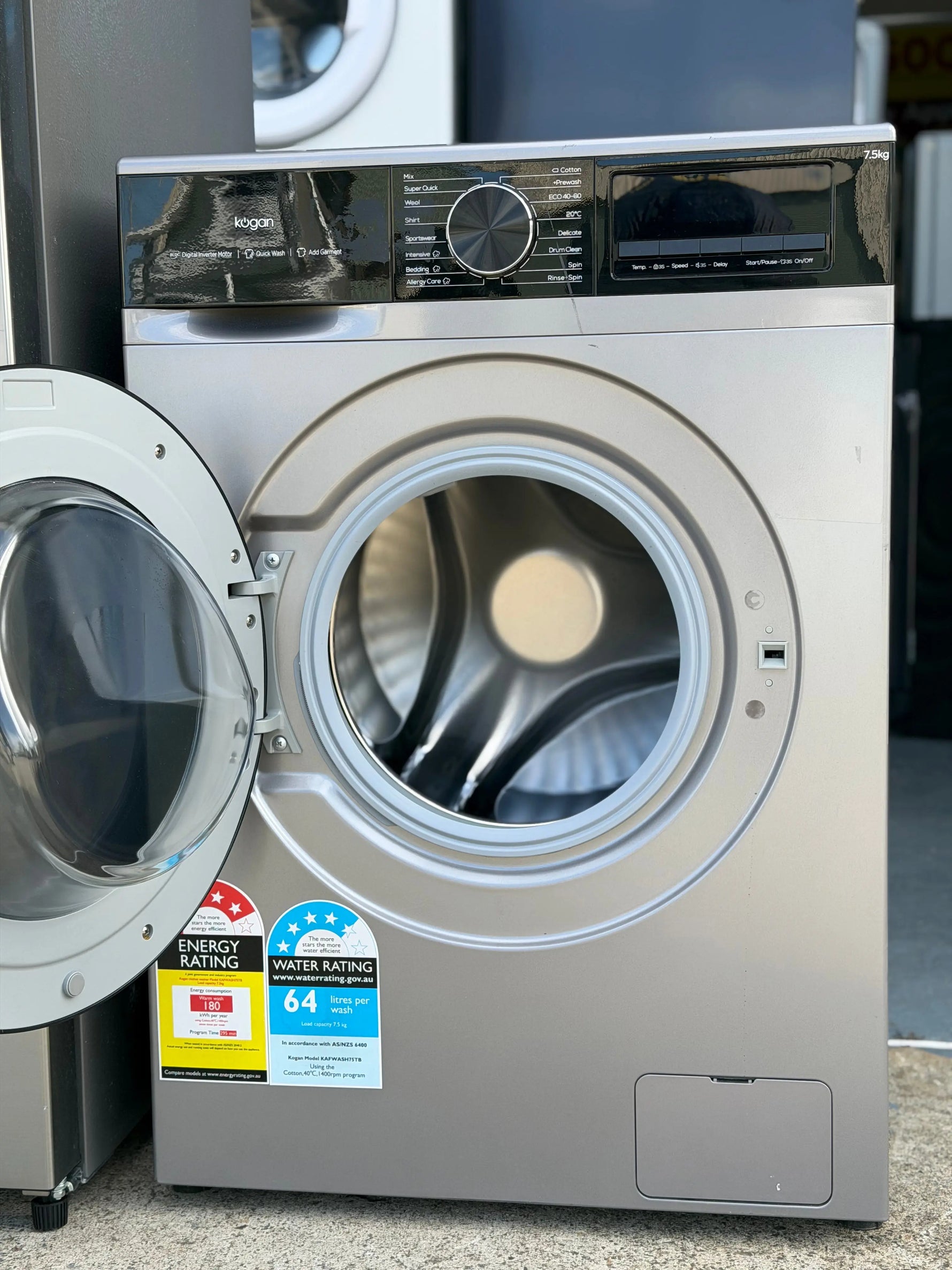 Combo Hisense  Refrigerator & Kogan 7.5 kg washer | BRISBANE