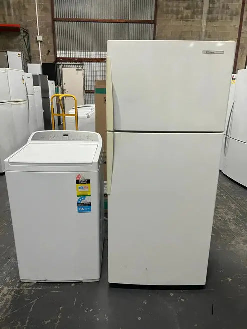 Combo Refurbished Westinghouse 420L Fridge Freezer And F&P 7.5kg washer | ADELAIDE