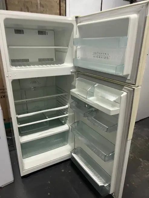 Combo Refurbished Westinghouse 420L Fridge Freezer And F&P 7.5kg washer | ADELAIDE