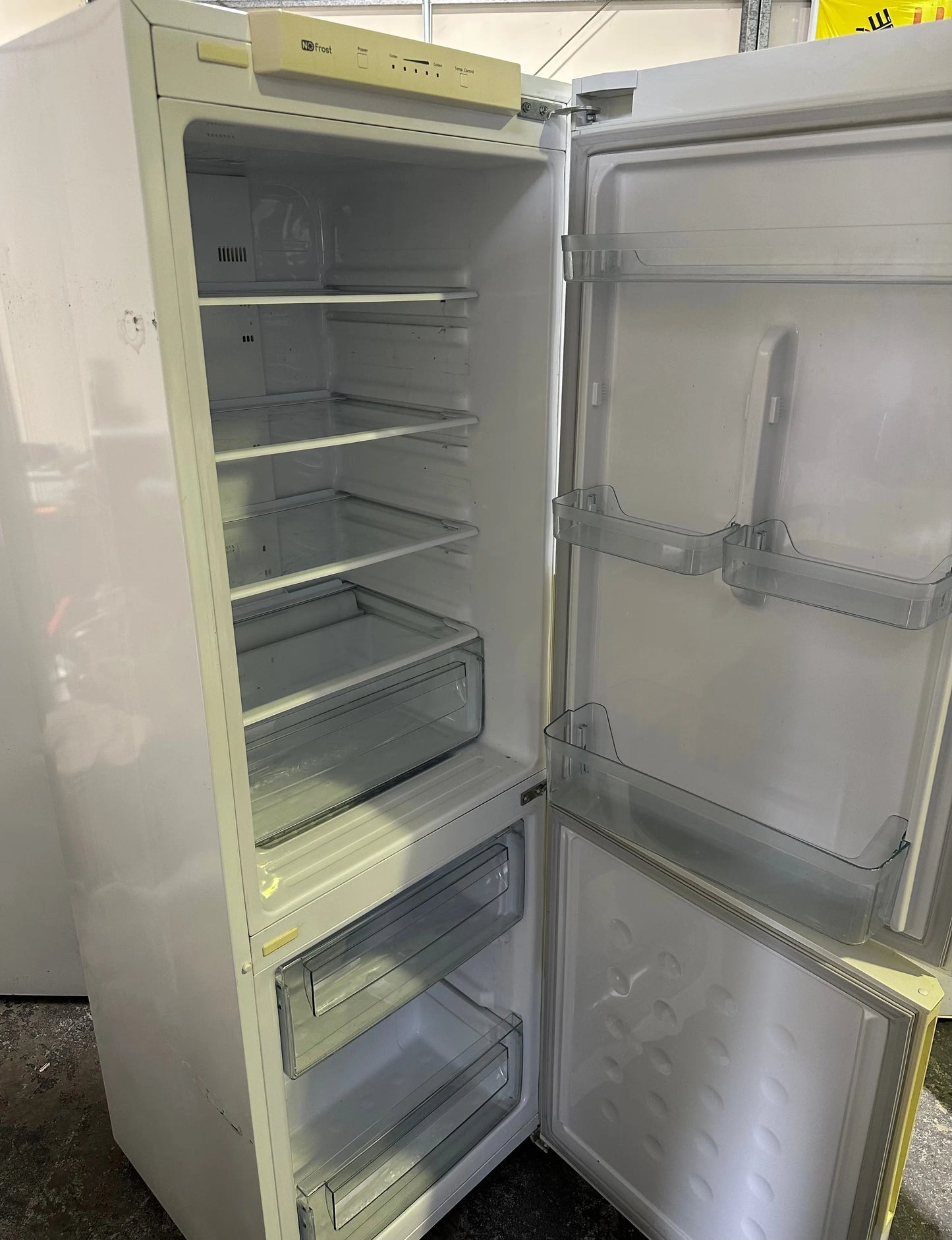 Combo Samsung 322L fridge freezer & 6.5kg washer | BRISBANE