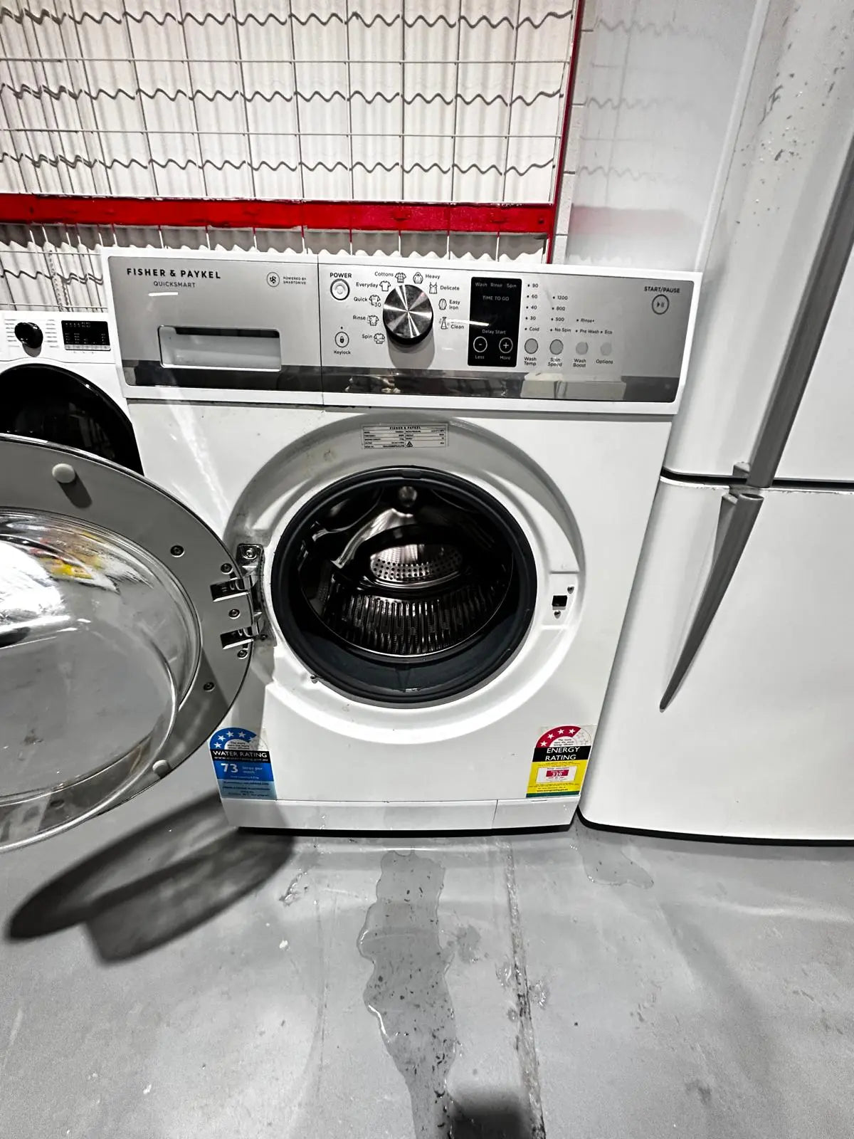 Combo – Fisher & Paykel 522 L Bottom Mount Fridge Freezer + Fisher & Paykel 8.5 kg Washer | ADELAIDE