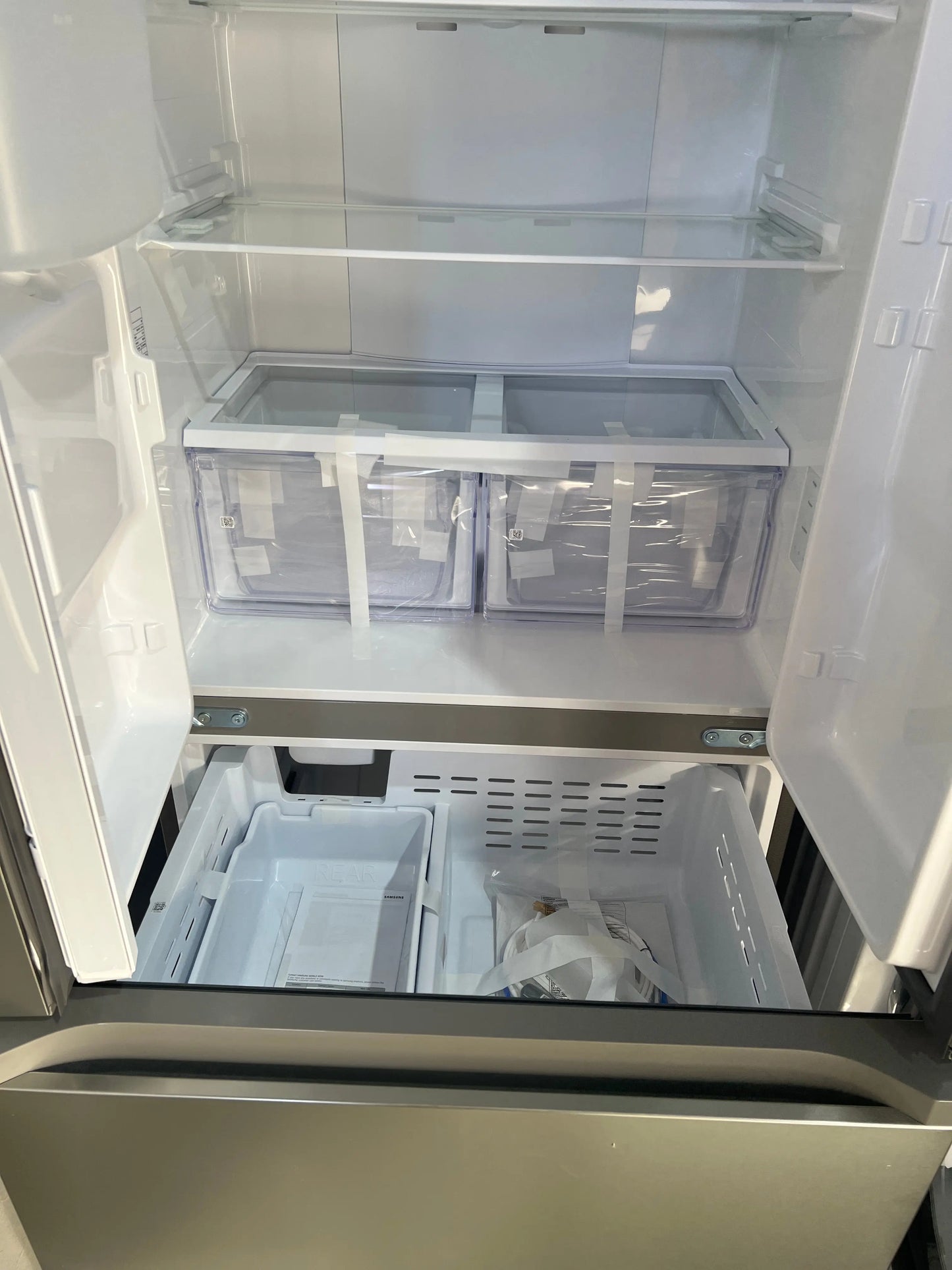 Combo – Samsung 495 L French Door Fridge Freezer + Samsung 11 kg Front Load Washer | ADELAIDE
