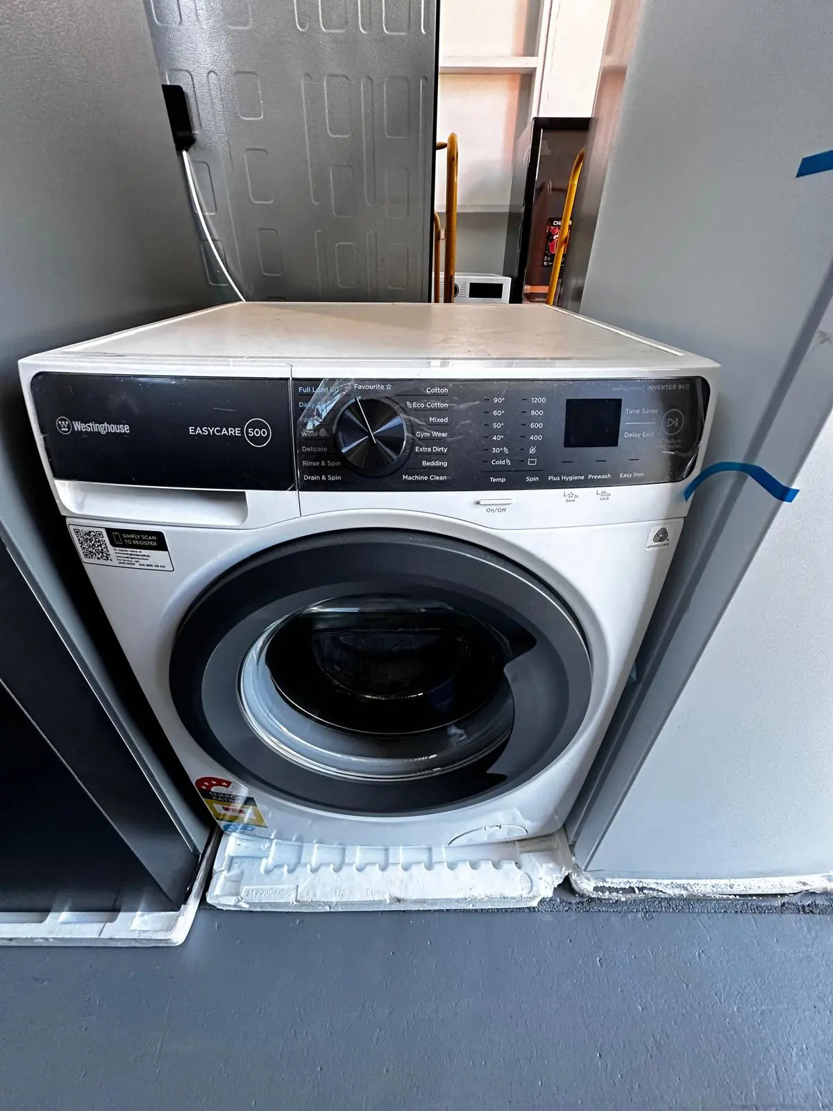 Combo – Westinghouse 564 L Quad Door Fridge Freezer + Westinghouse 9 kg Front Load Washer | ADELAIDE