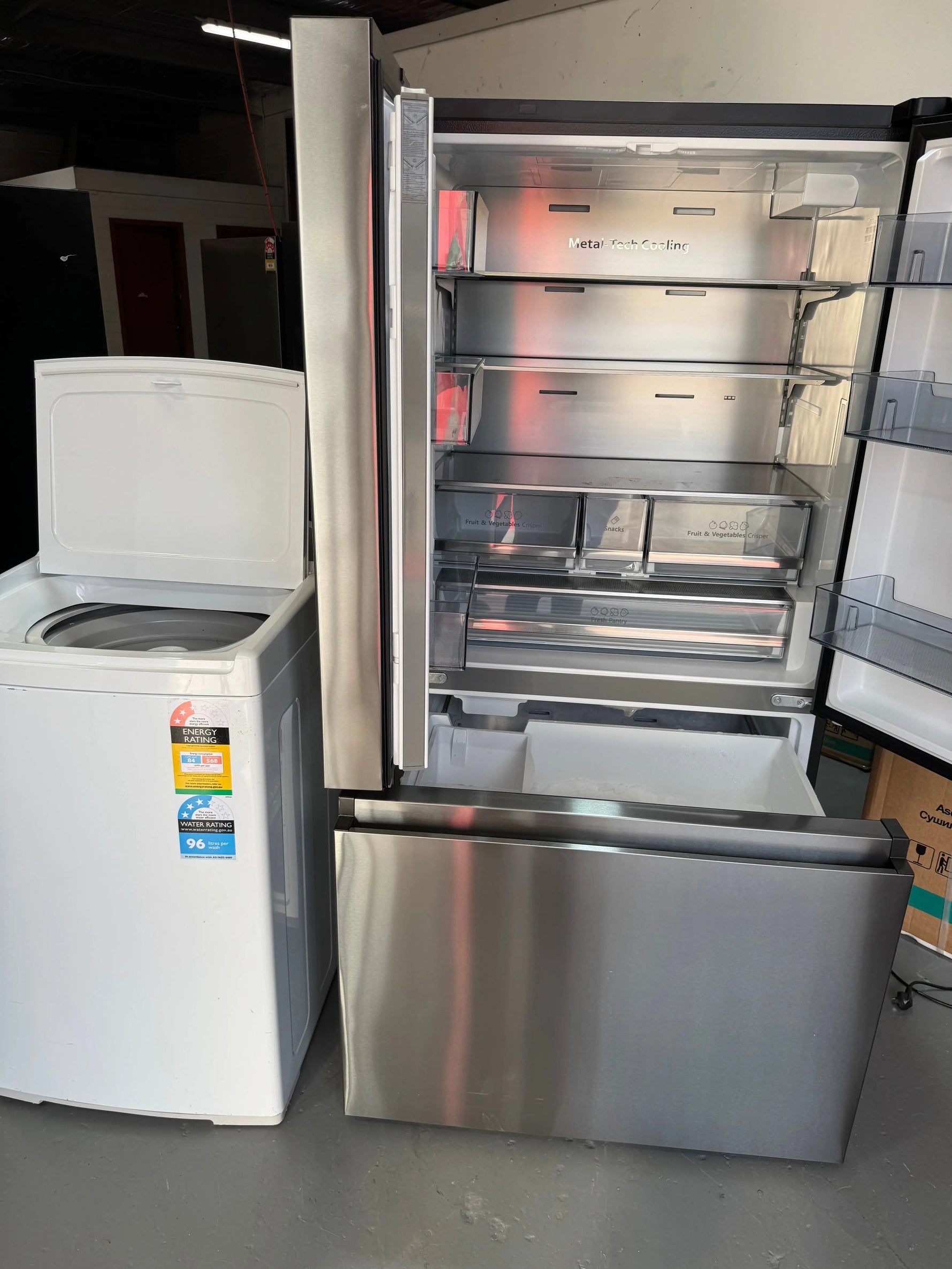 Combo deal refurbished Hisense 634 litres fridge freezer and fisher and paykel 8.5kg washer | SYDNEY