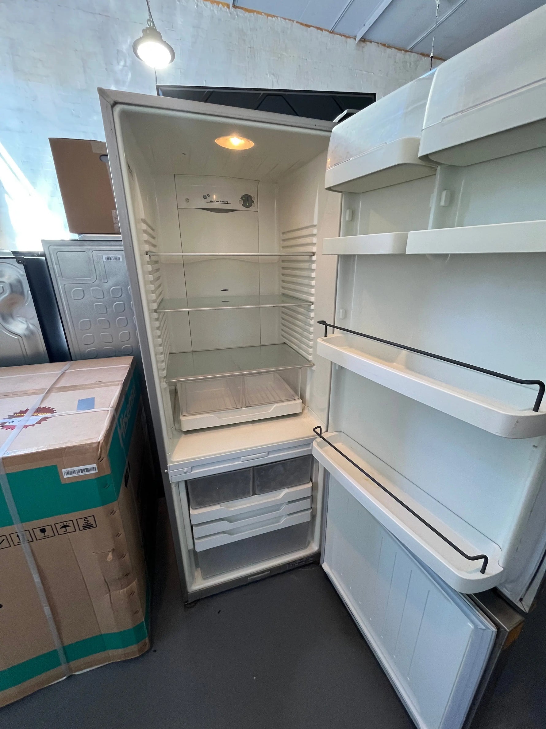 Combo:Refurbished Fisher & Paykel E402B Refrigerator Fridge + Refurbished Samsung WA65F5S2URW Top Load Washing Machine | ALEXANDRIA