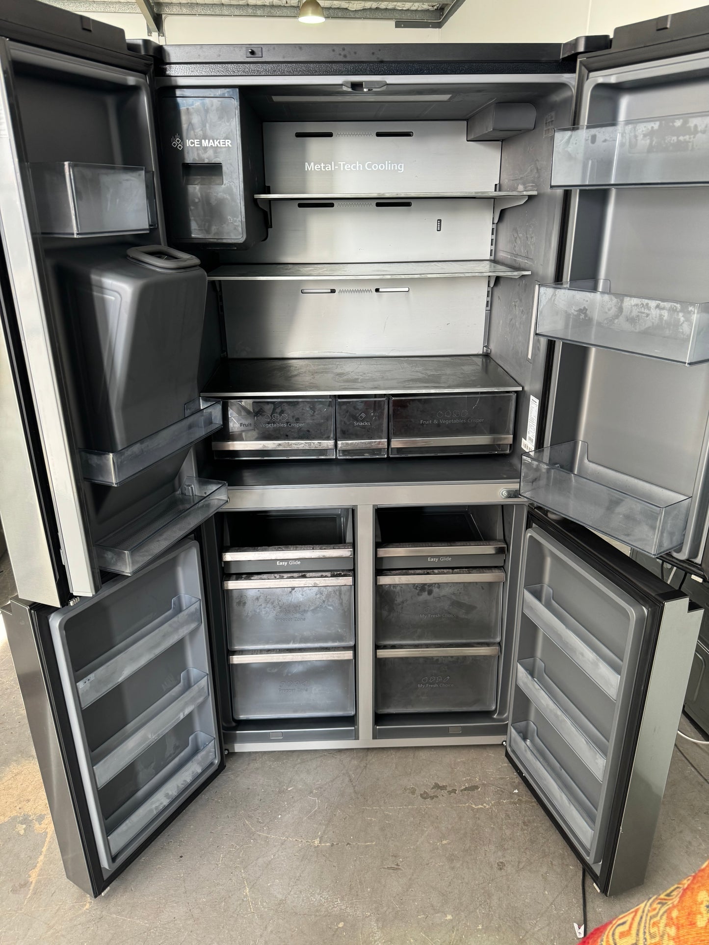 Refurbished Hisense 586 Litres Fridge Freezer | PERTH