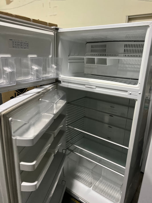 Fisher and paykel 517 litres fridge freezer | ADELAIDE