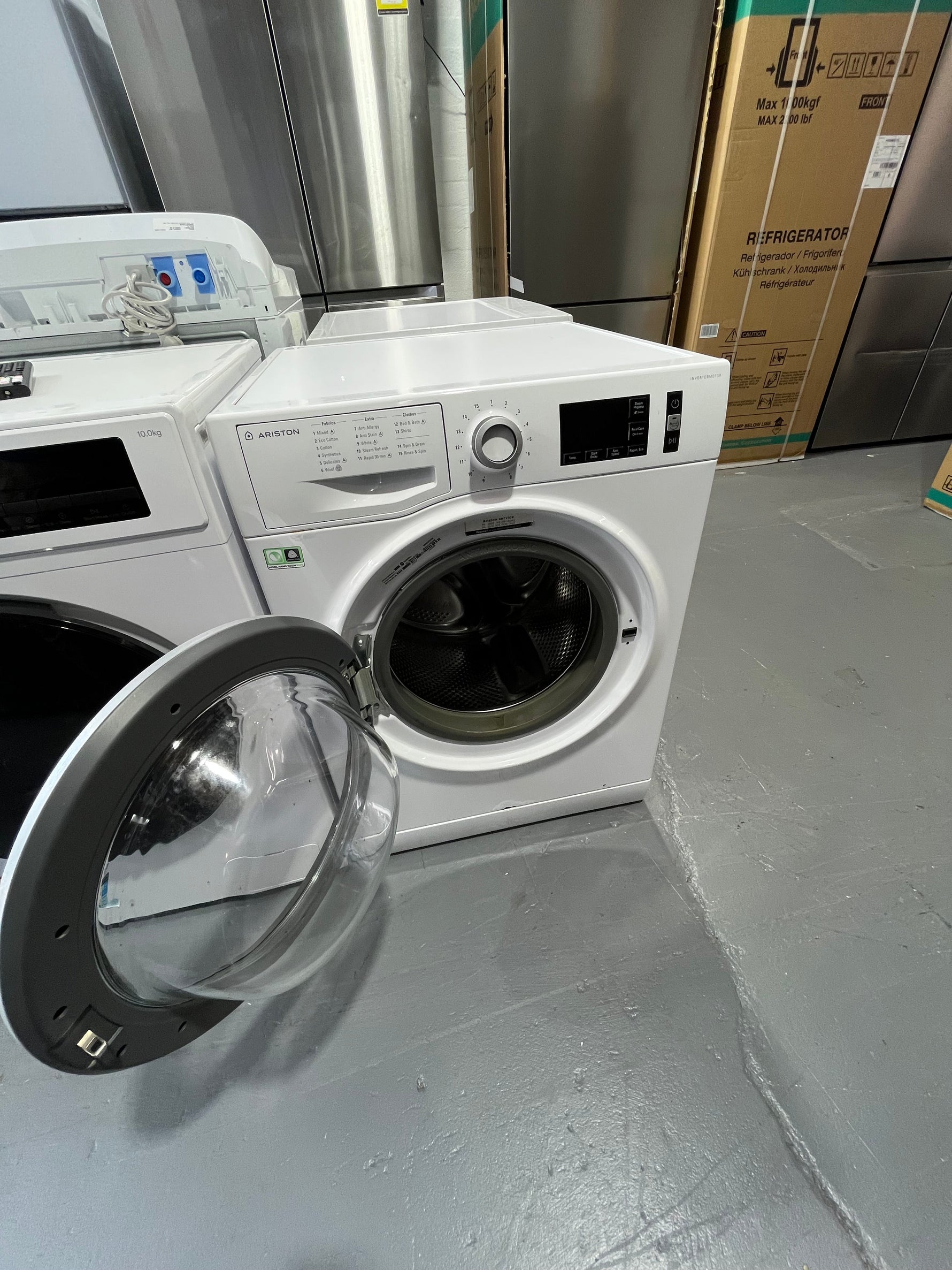 Refurbished Ariston 10 kg front loader washer | ALEXANDRIA