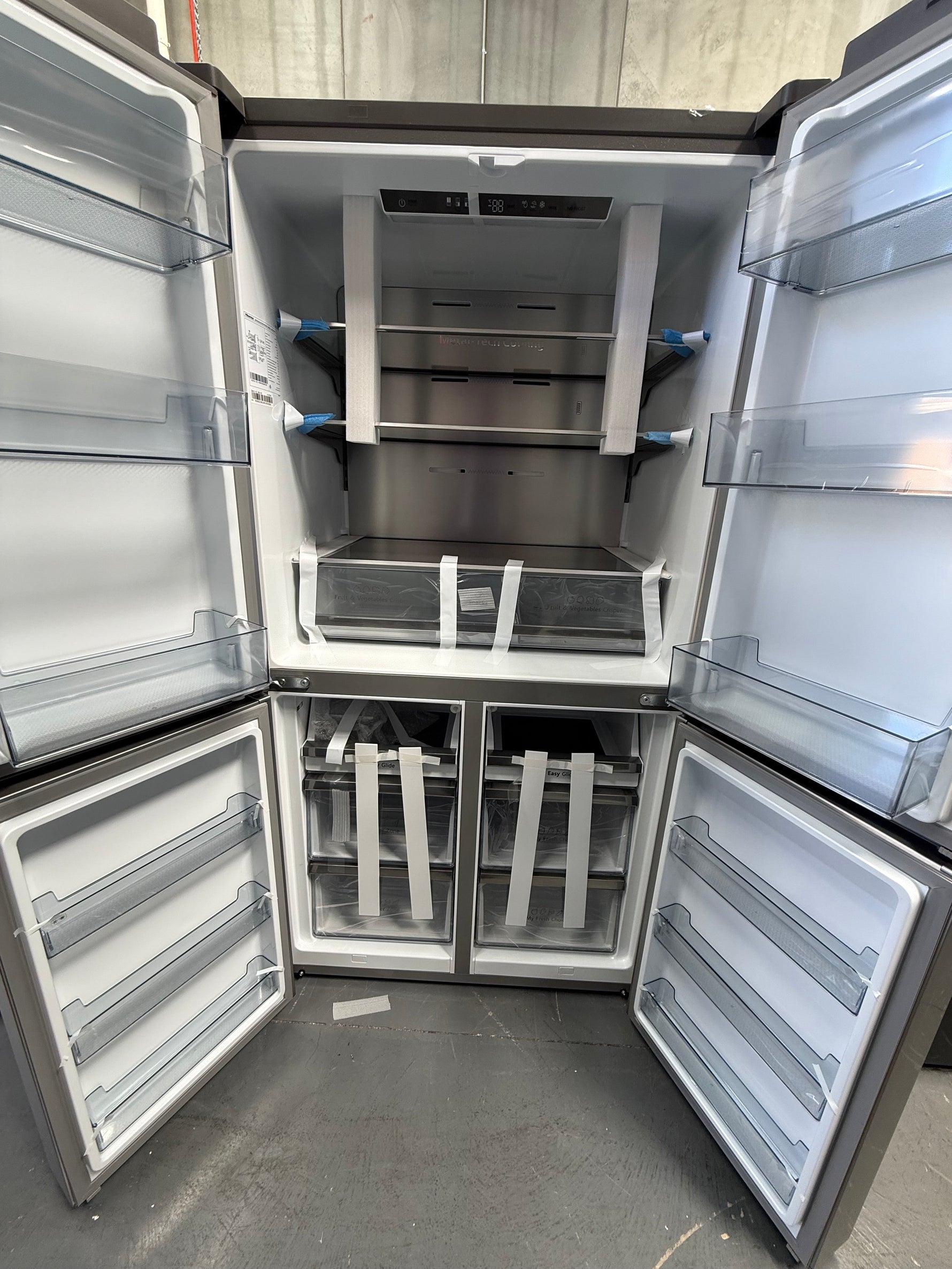 Hisense 610L French Door Refrigerator – Factory Seconds | MELBOURNE