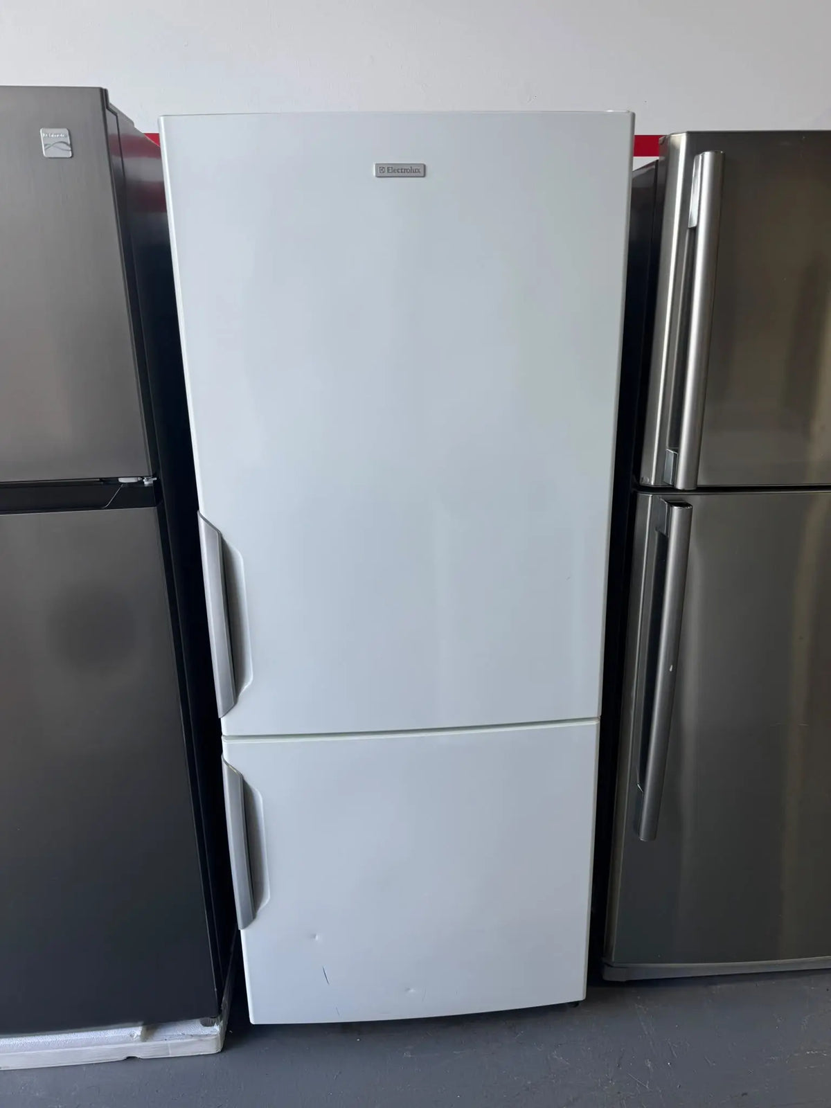 Electrolux 380L Bottom Mount Refrigerator – Refurbished | PERTH