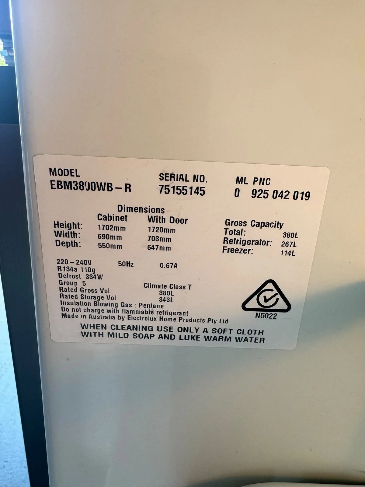 Electrolux 380L Bottom Mount Refrigerator – Refurbished | PERTH
