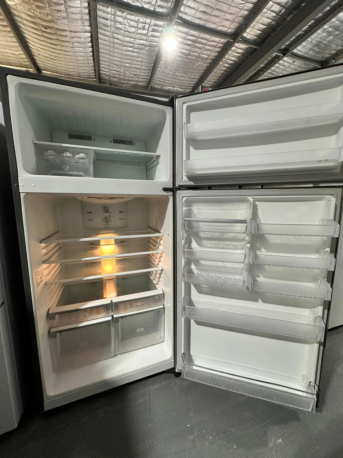Electrolux 520L Top Mount Fridge Freezer – Refurbished | PERTH