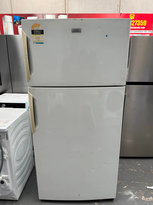 Electrolux 524L Top Mount Fridge – Refurbished | ETM5200SC | MELBOURNE