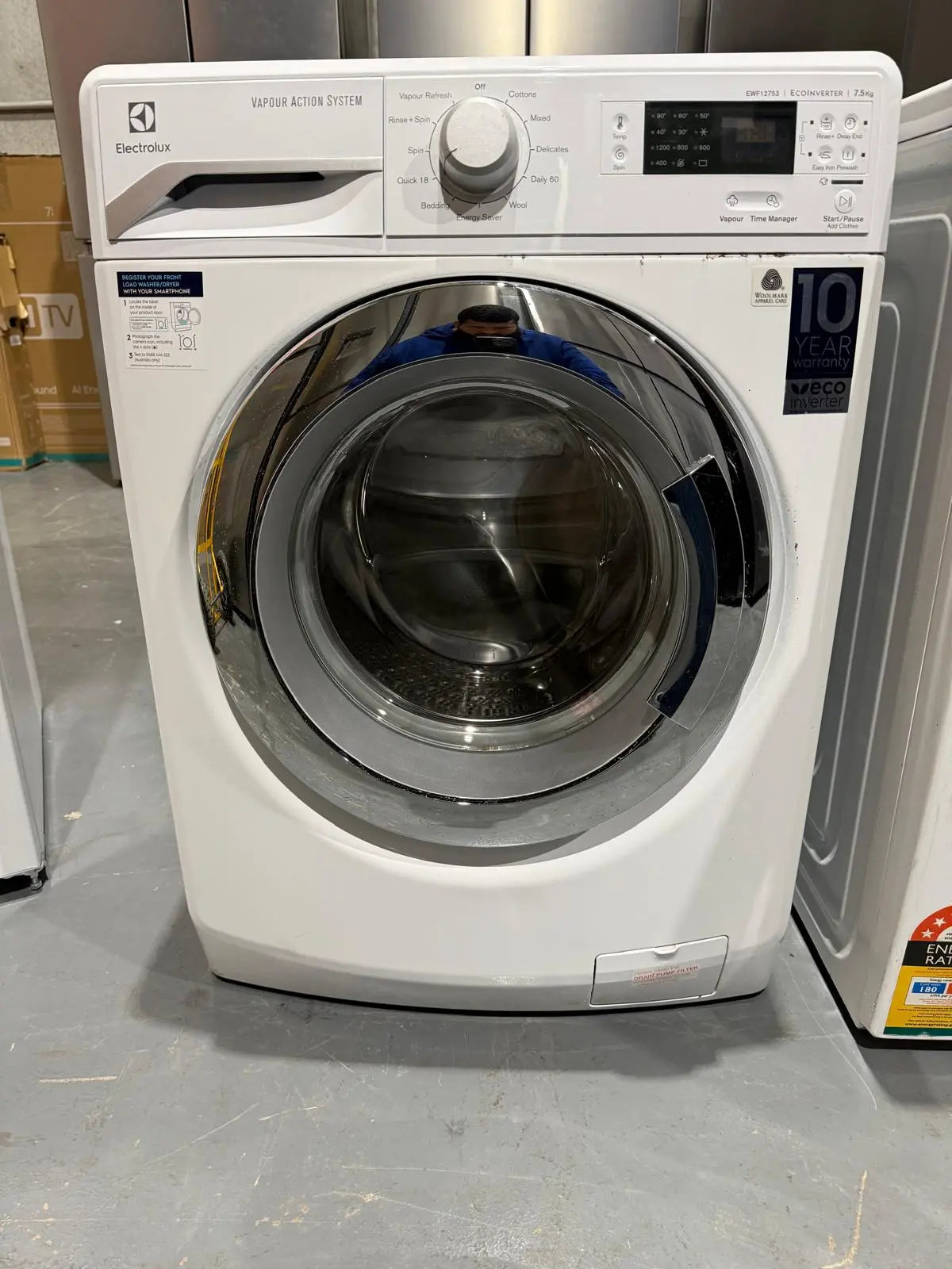 Electrolux 7.5kg Front Load Washing Machine – Refurbished
