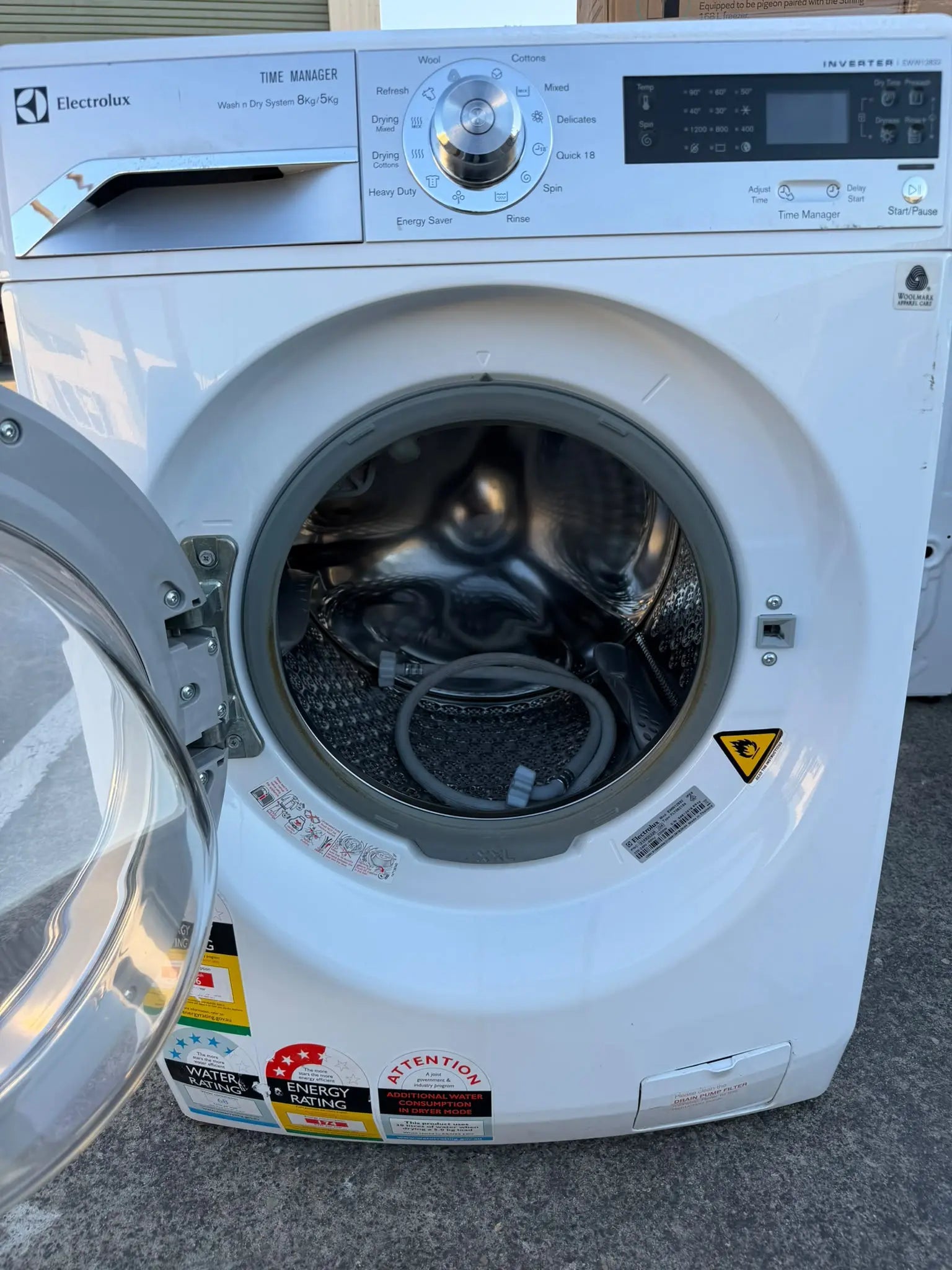 Electrolux 8kg/5kg Front Load Washer-Dryer Combo – Refurbished | BRISBANE