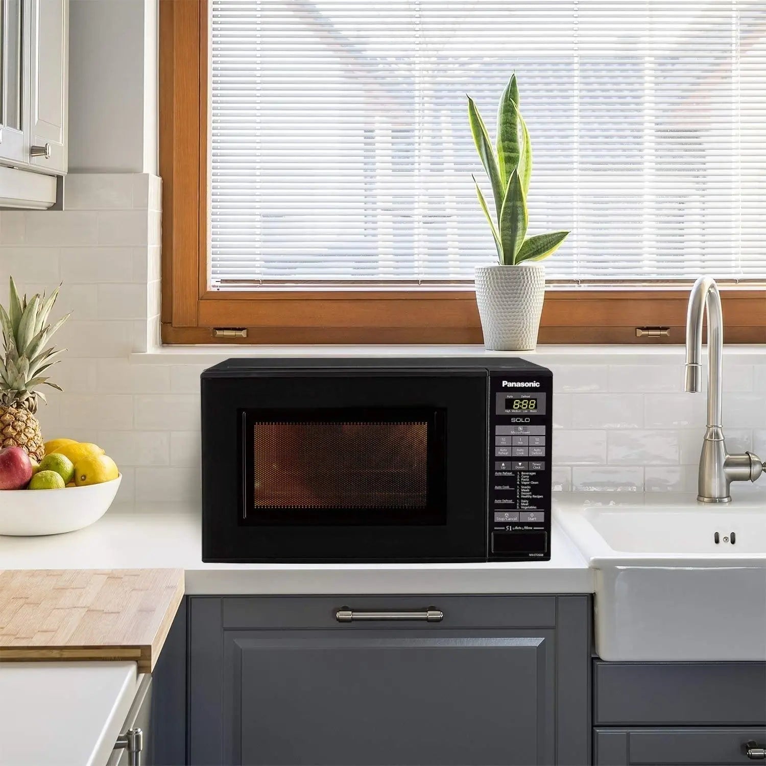 Factory Refurbished Panasonic NN-ST665B 32L Inverter Microwave Oven – Black | ADELAIDE