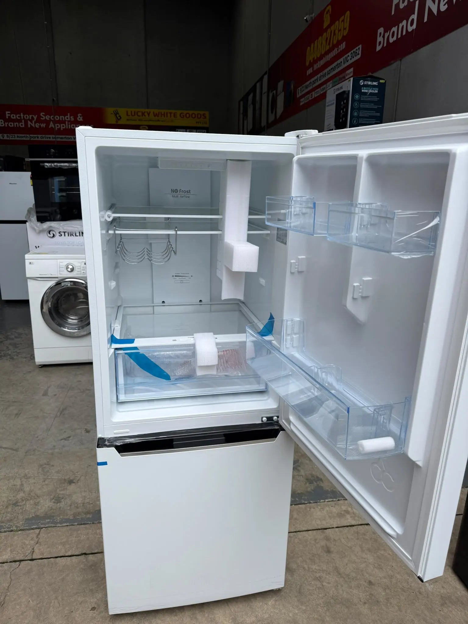 Factory Second CHiQ 283L Bottom Mount Fridge Freezer | MELBOURNE