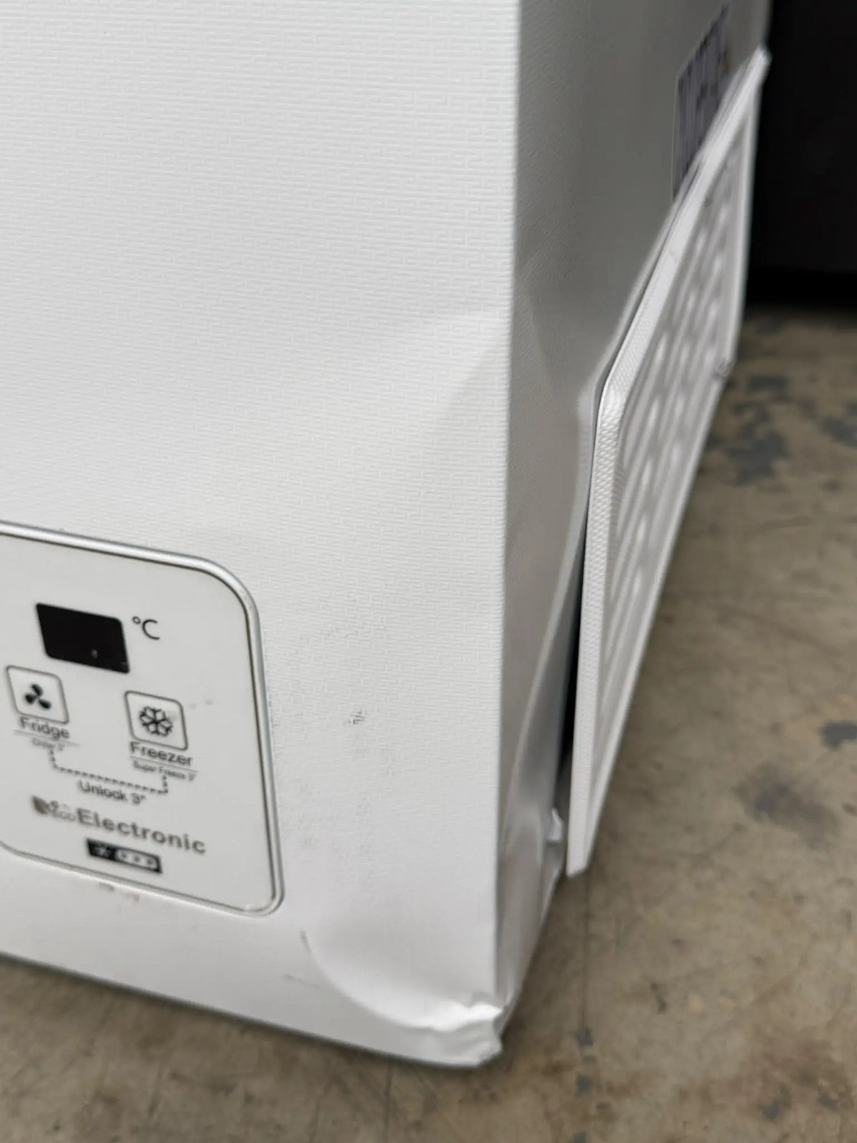 Factory Second Hisense 145L Chest Freezer | MELBOURNE