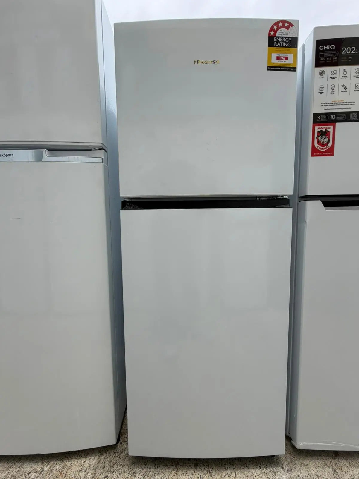 Factory Second Hisense 205L Top Mount Fridge Freezer – HRTF206 | BRISBANE