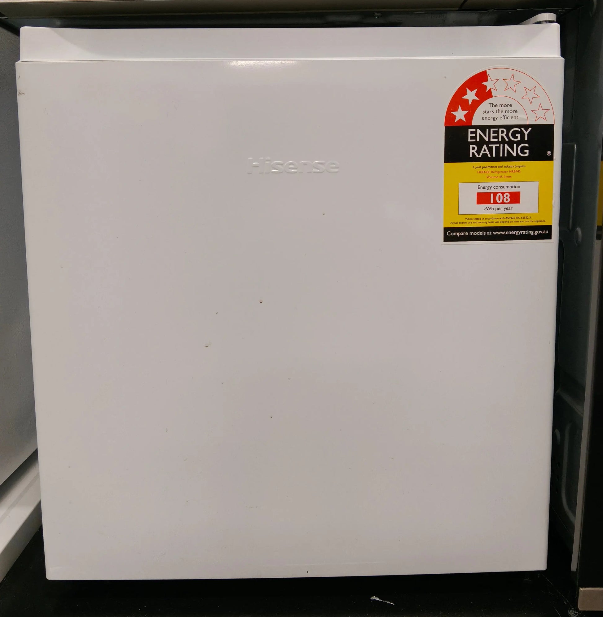 Factory Second Hisense Fridge Freezer 45 liters | SYDNEY