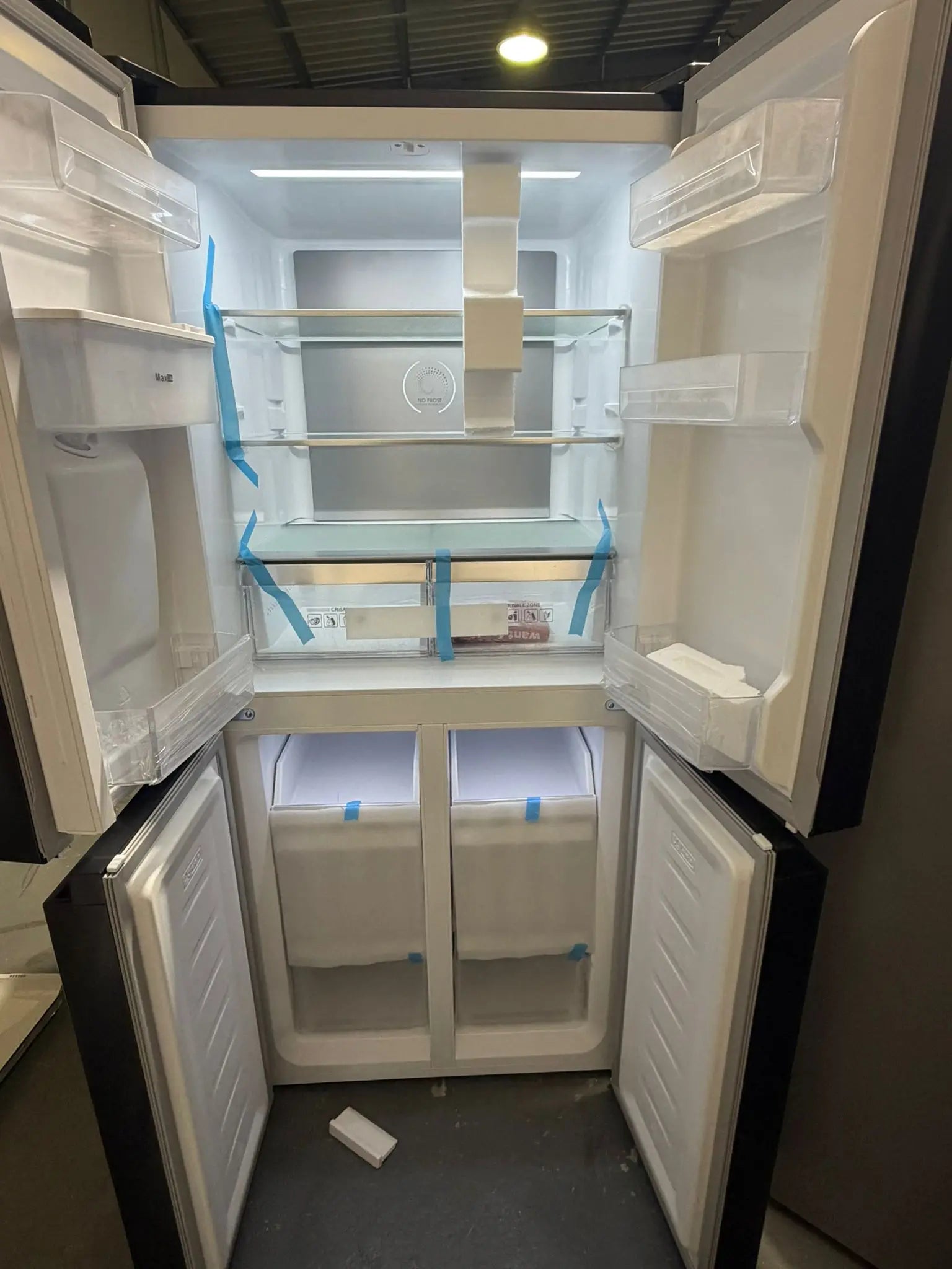 Factory Second Kogan 464L Refrigerator/Freezer KAHFREN464B | BRISBANE