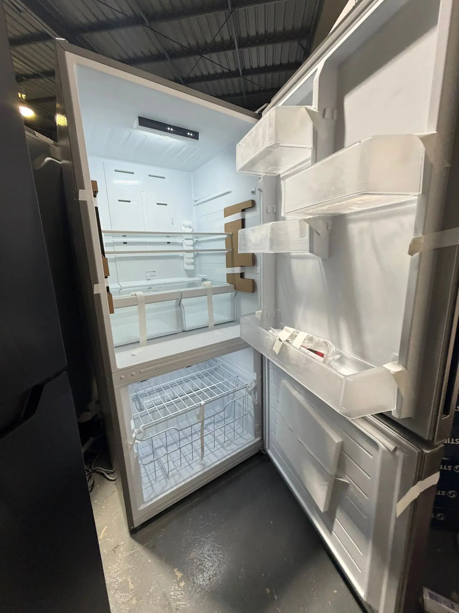 Factory Second Kogan 529L Bottom Mount Fridge KAM529LBMFB | BRISBANE