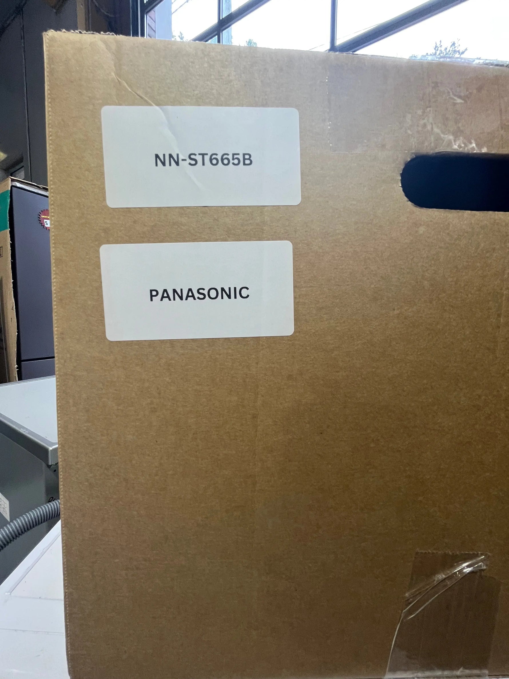 Factory Second Panasonic 32 Litre Inverter Microwave Oven + RefurbishedElectrolux 8kg Combo (EWW8024Q5WB) | ALEXANDRIA