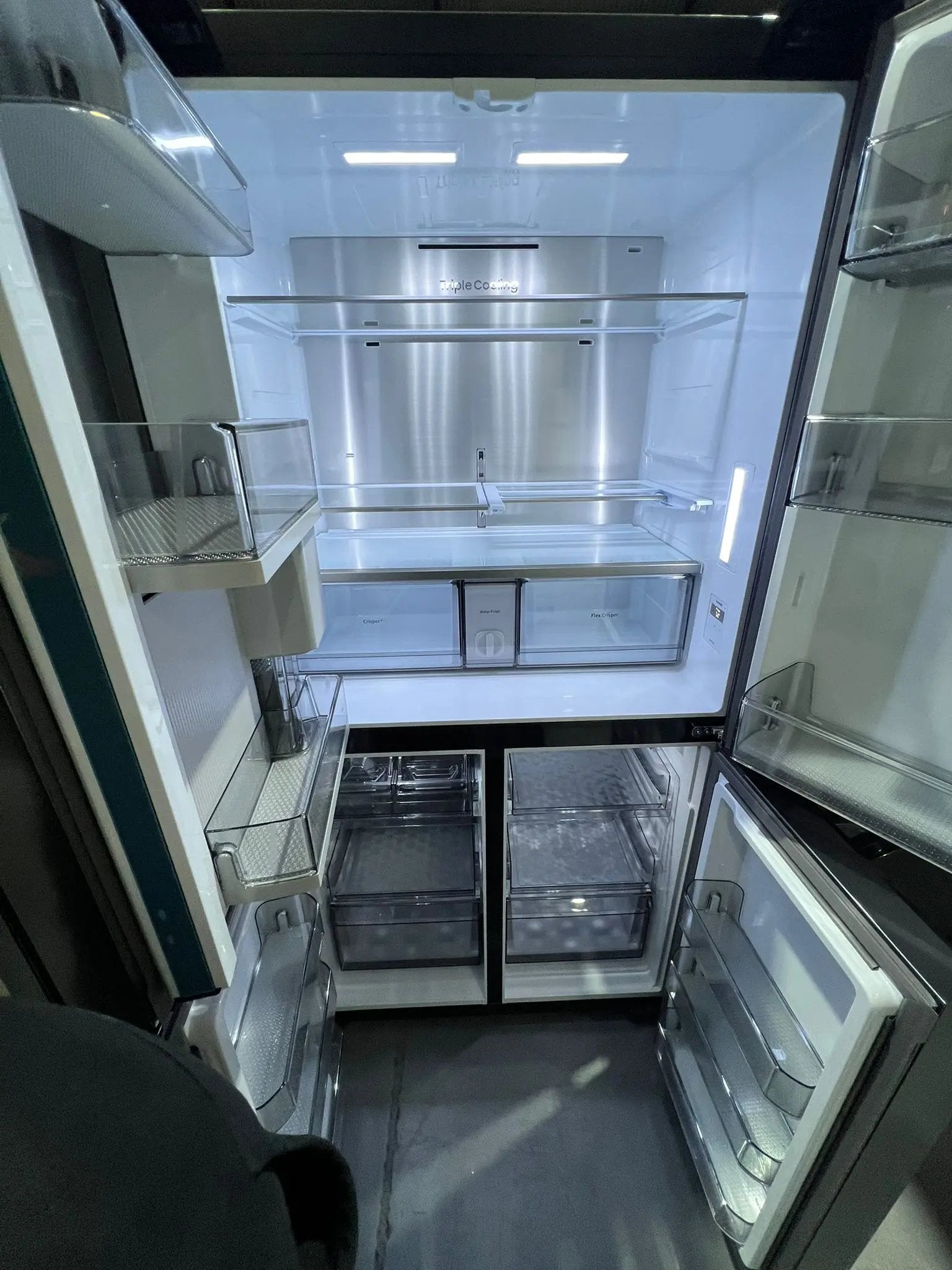 Factory Second Samsung 647L French Door Fridge SRF900BB | ADELAIDE