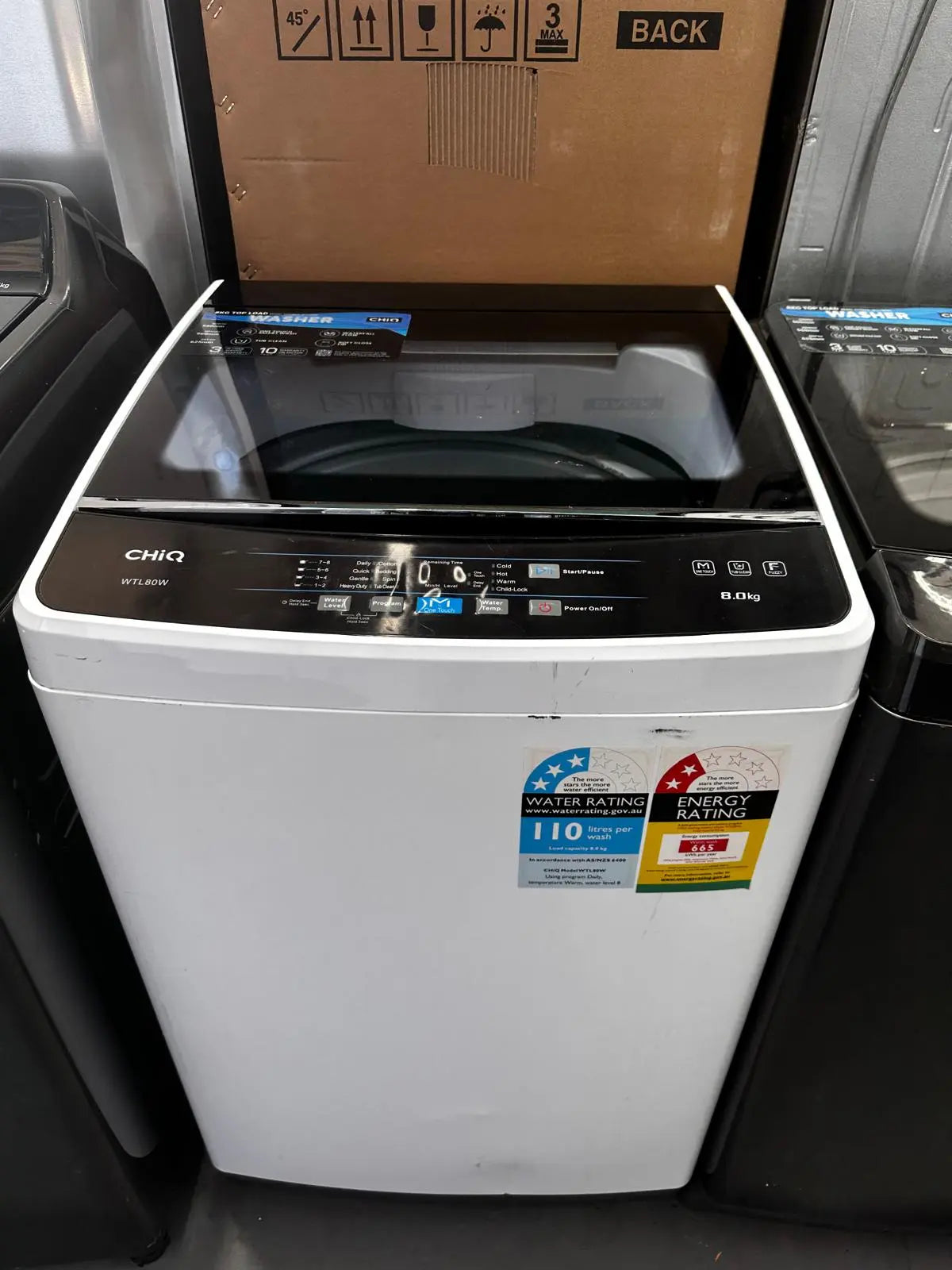 Factory Second – Chiq 8 kg Top Load Washer | ADELAIDE