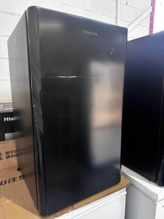 Factory Second – Hisense 124 L Bar Fridge | ADELAIDE