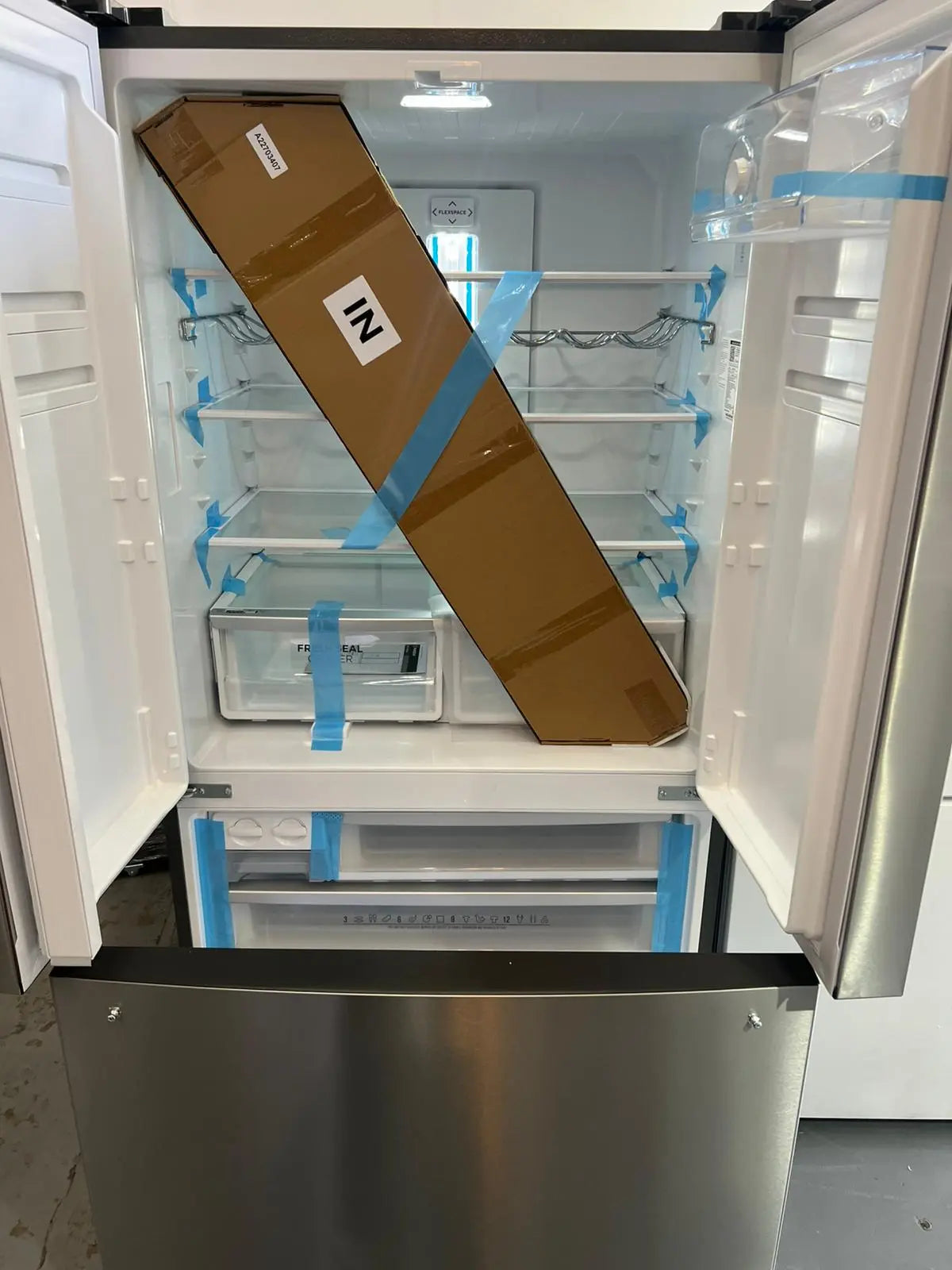 Factory Second – WESTINGHOUSE 605 L FRENCH DOOR REFRIGERATOR – STAINLESS STEEL (WHE6000SB) | ADELAIDE