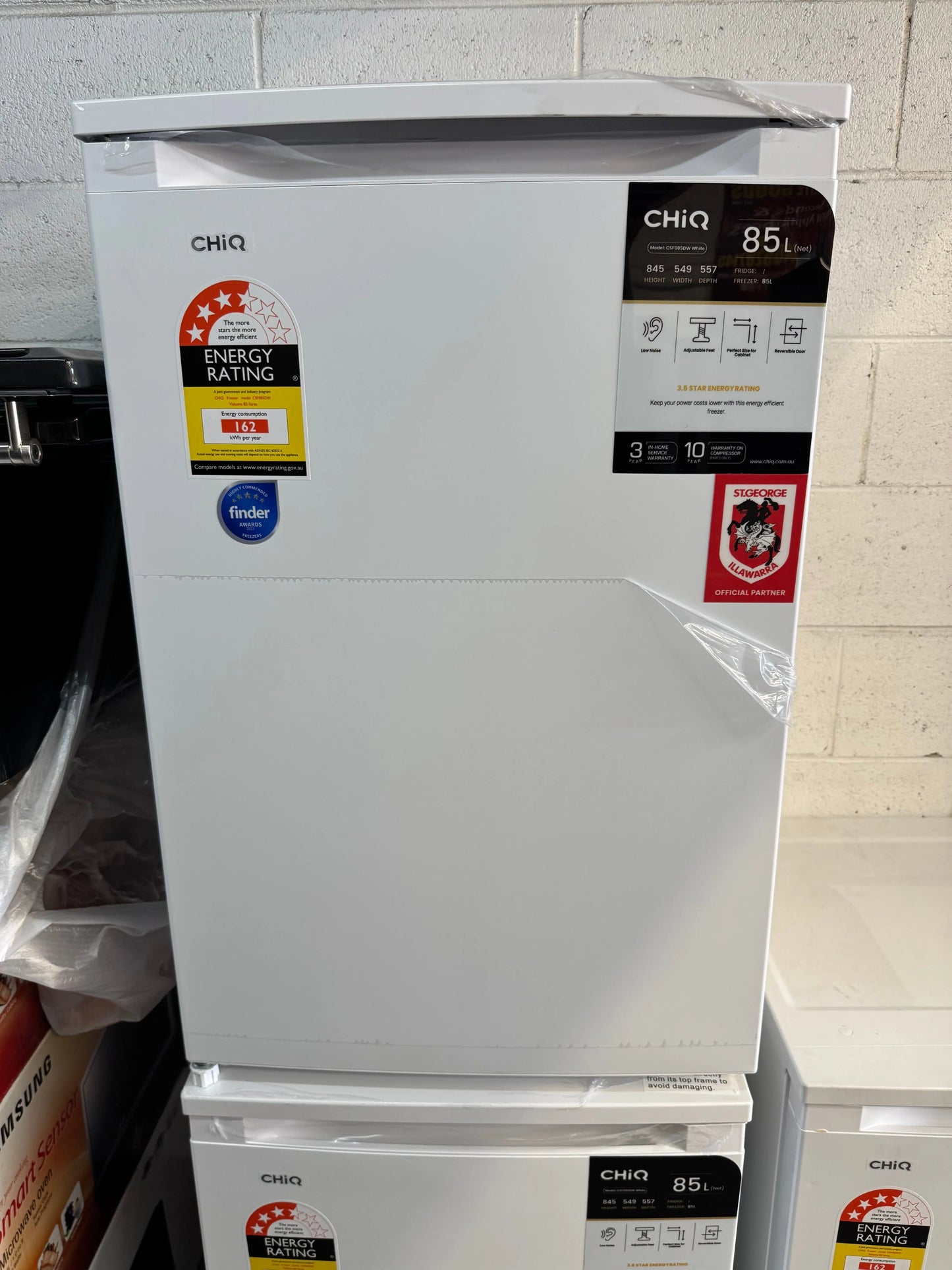 Factory Seconds CHIQ 85L Bar Freezer | SYDNEY