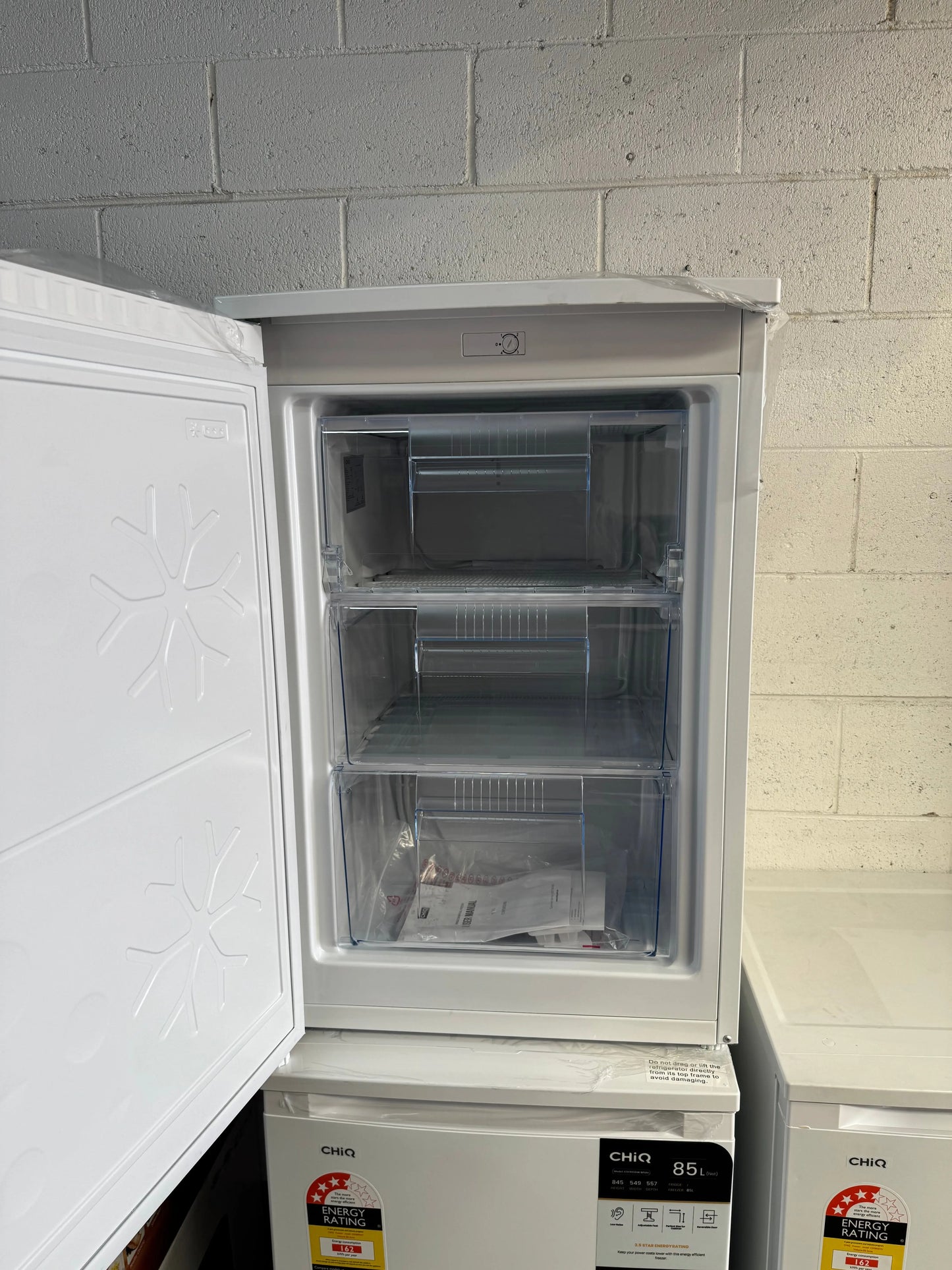 Factory Seconds CHIQ 85L Bar Freezer | SYDNEY