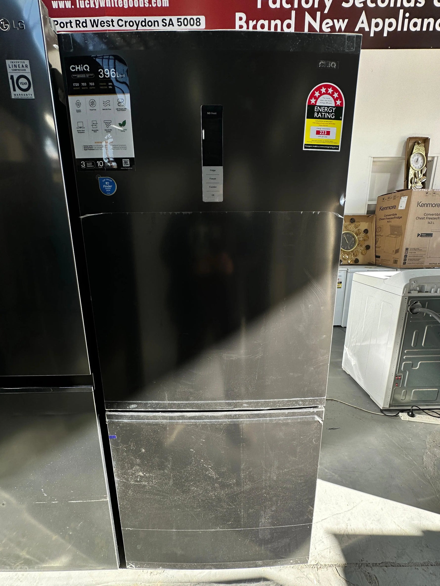 Factory Seconds CHiQ 396L Bottom Mount Fridge Freezer | ADELAIDE