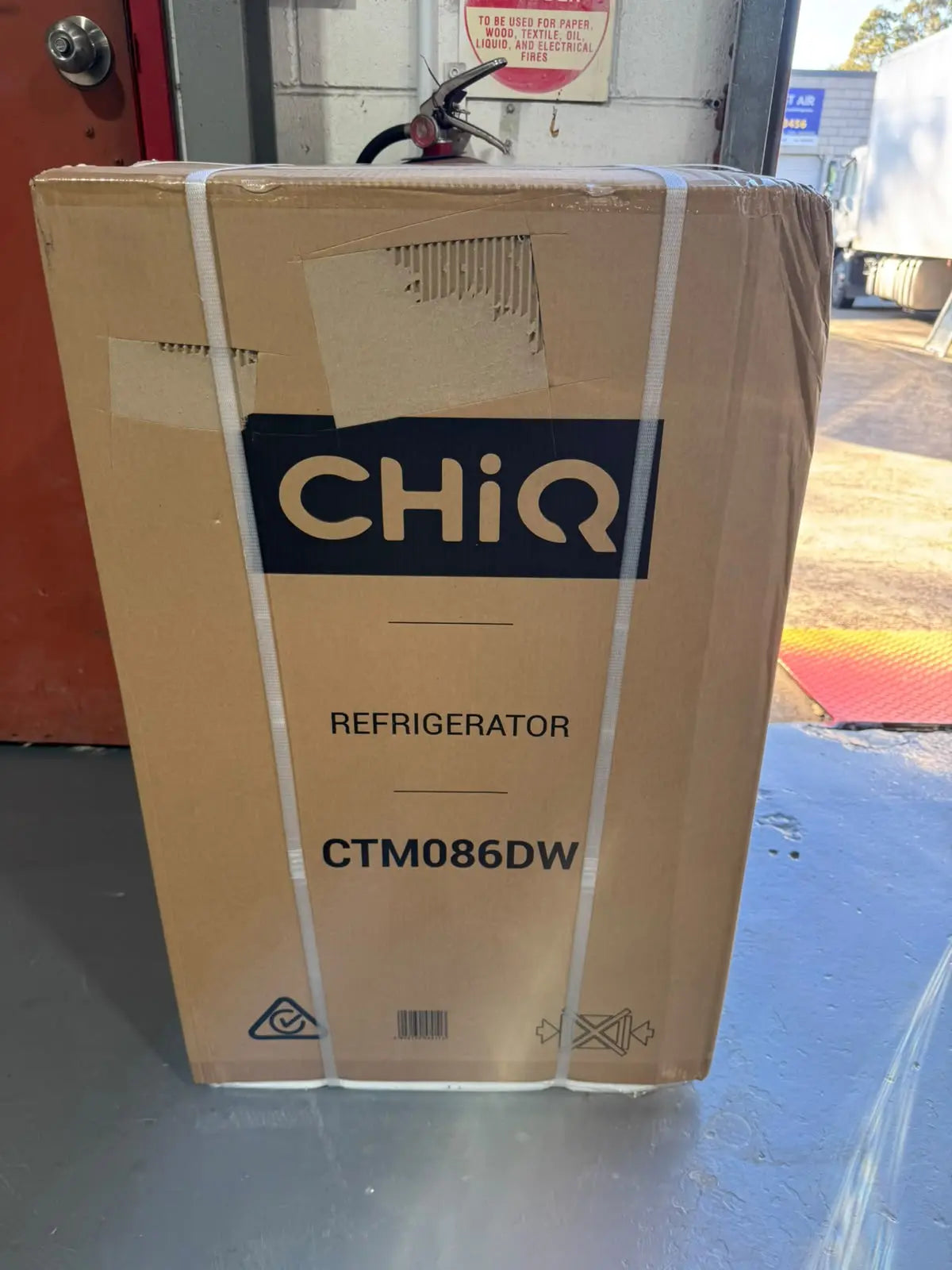 Factory Seconds CHiQ 86L Two-Door Bar Fridge Freezer | SYDNEY