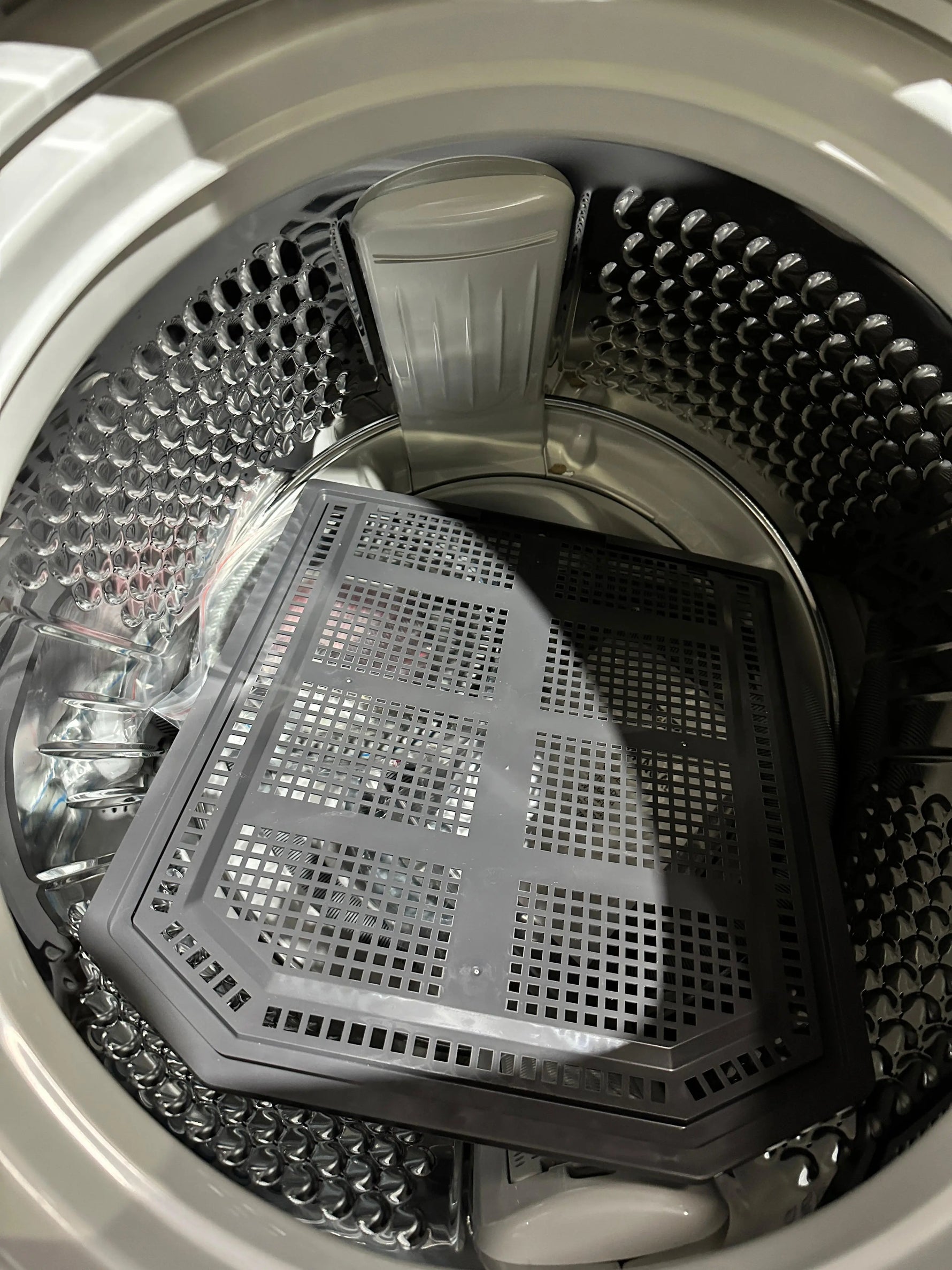 Factory Seconds CHiQ 8kg Top Load Washing Machine | ADELAIDE