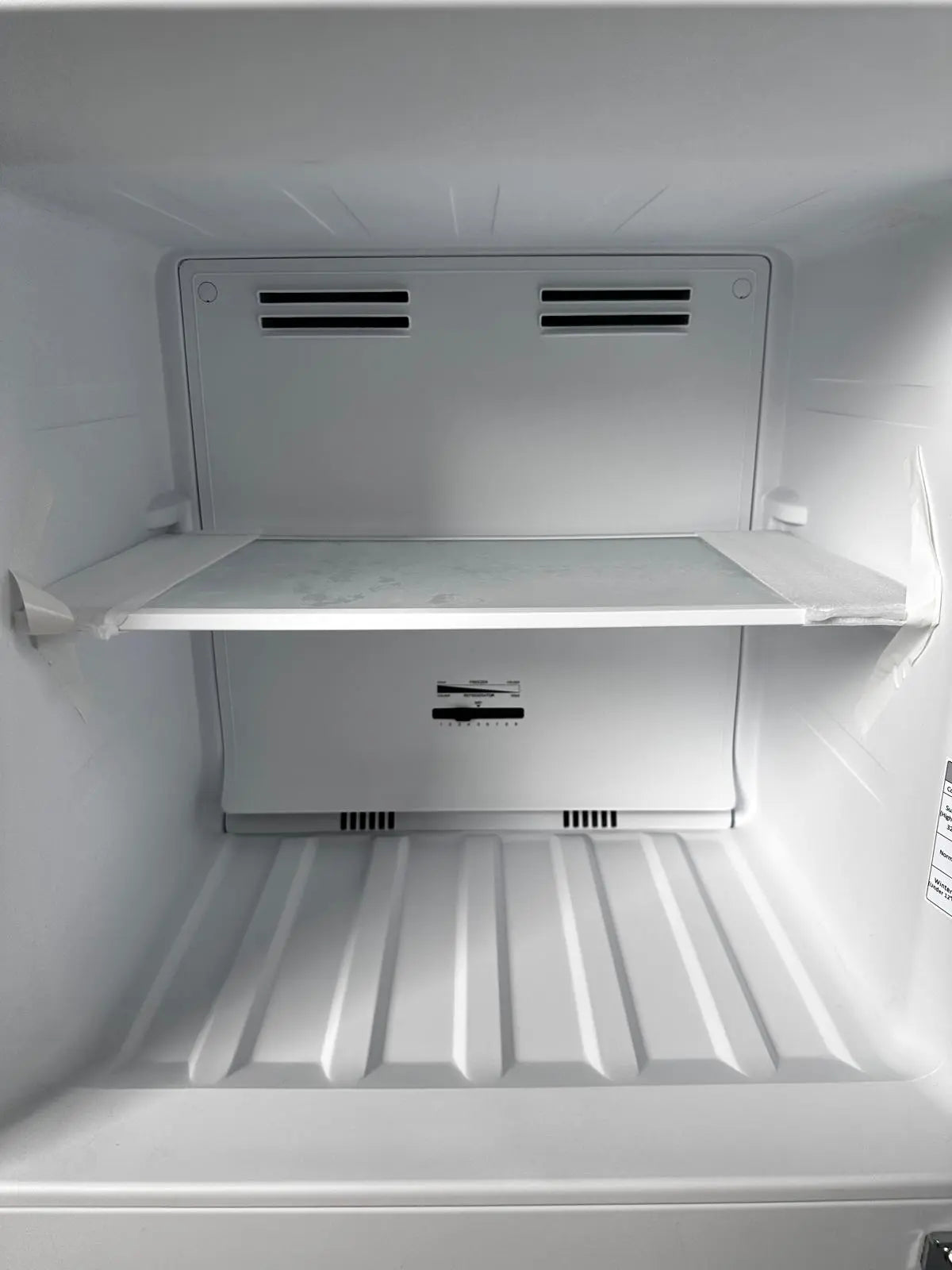 Factory Seconds Hisense 205L Top Mount Fridge Freezer HRTF206 | ADELAIDE