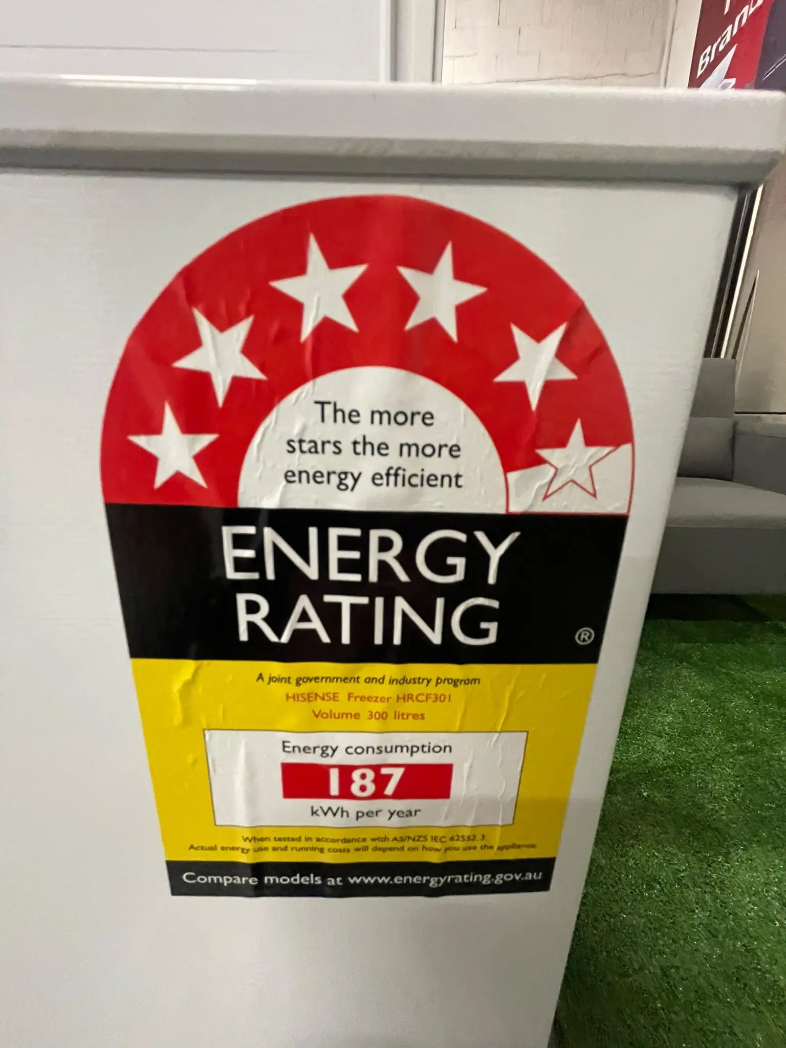 Factory Seconds Hisense 300L Hybrid Chest Freezer | SYDNEY