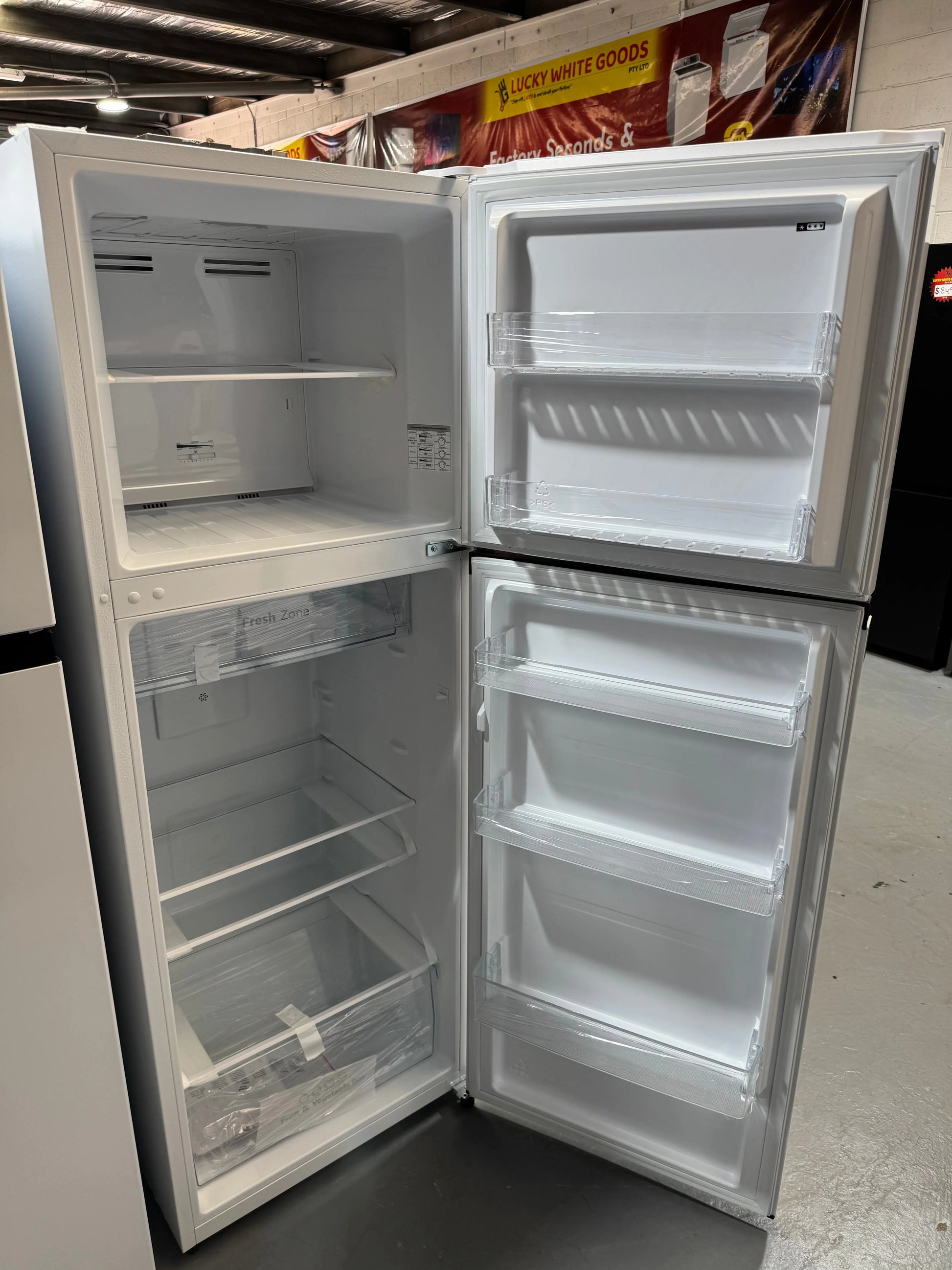 Factory Seconds Hisense 326L Top Mount Refrigerator White HRTF325 | SYDNEY